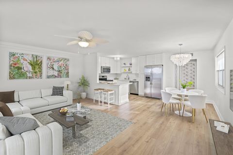 Condominium in Delray Beach FL 6 Valencia A.jpg