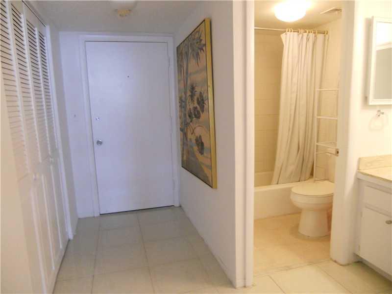 THE SEASONS - Residential