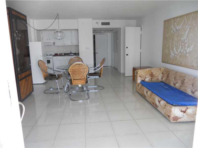 THE SEASONS - Residential