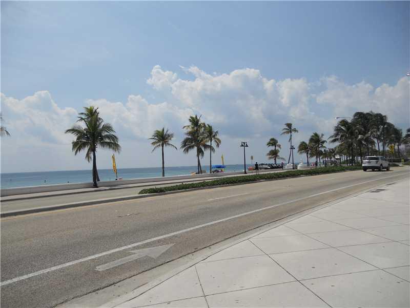 THE SEASONS - Residential