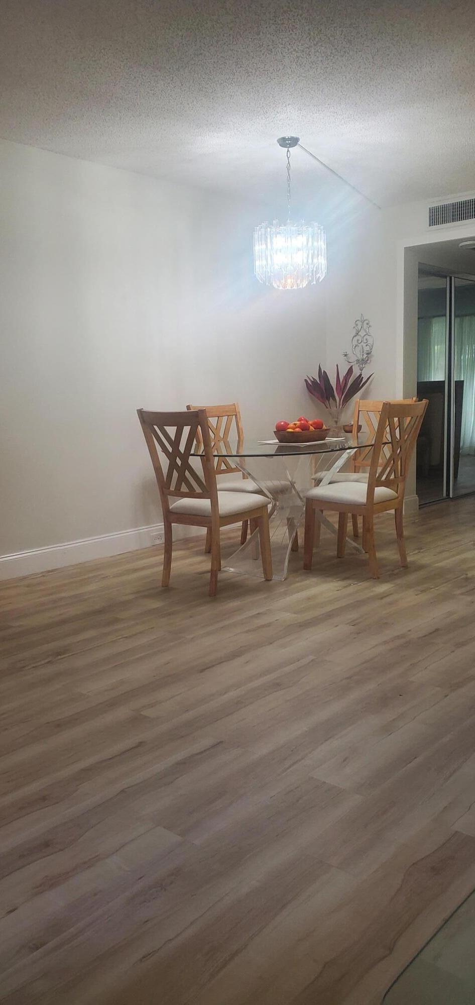 FANSHAW AT CENTURY VILLAGE CONDO - Residential