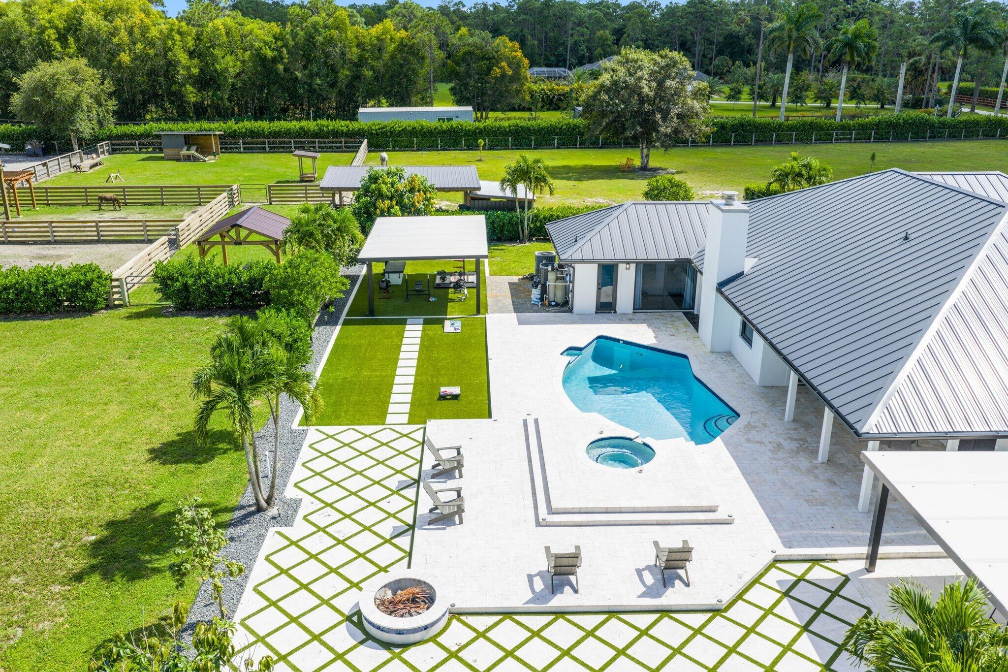 Caloosa - Residential