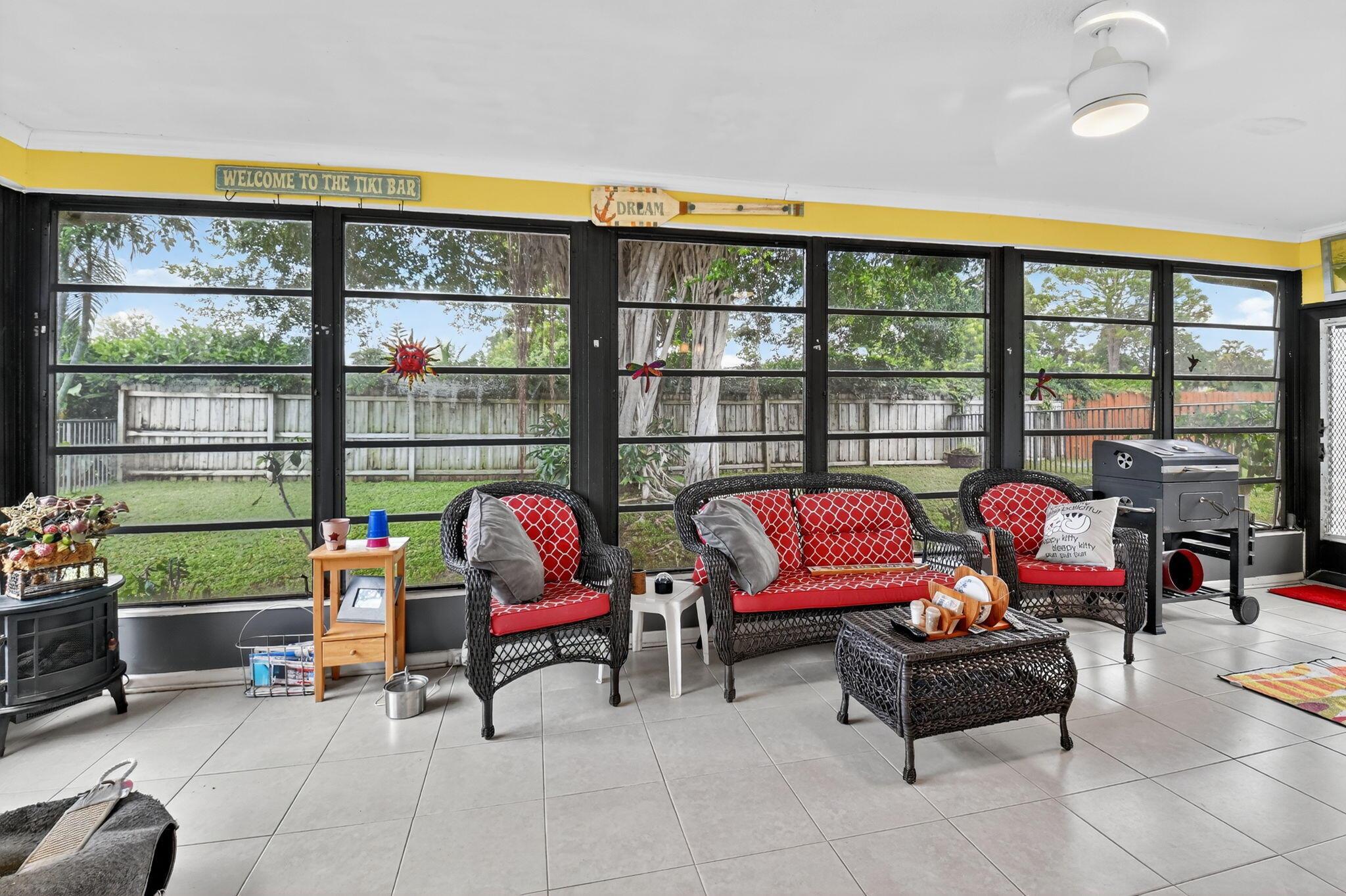 COCO WOOD LAKES SEC 3 - Residential