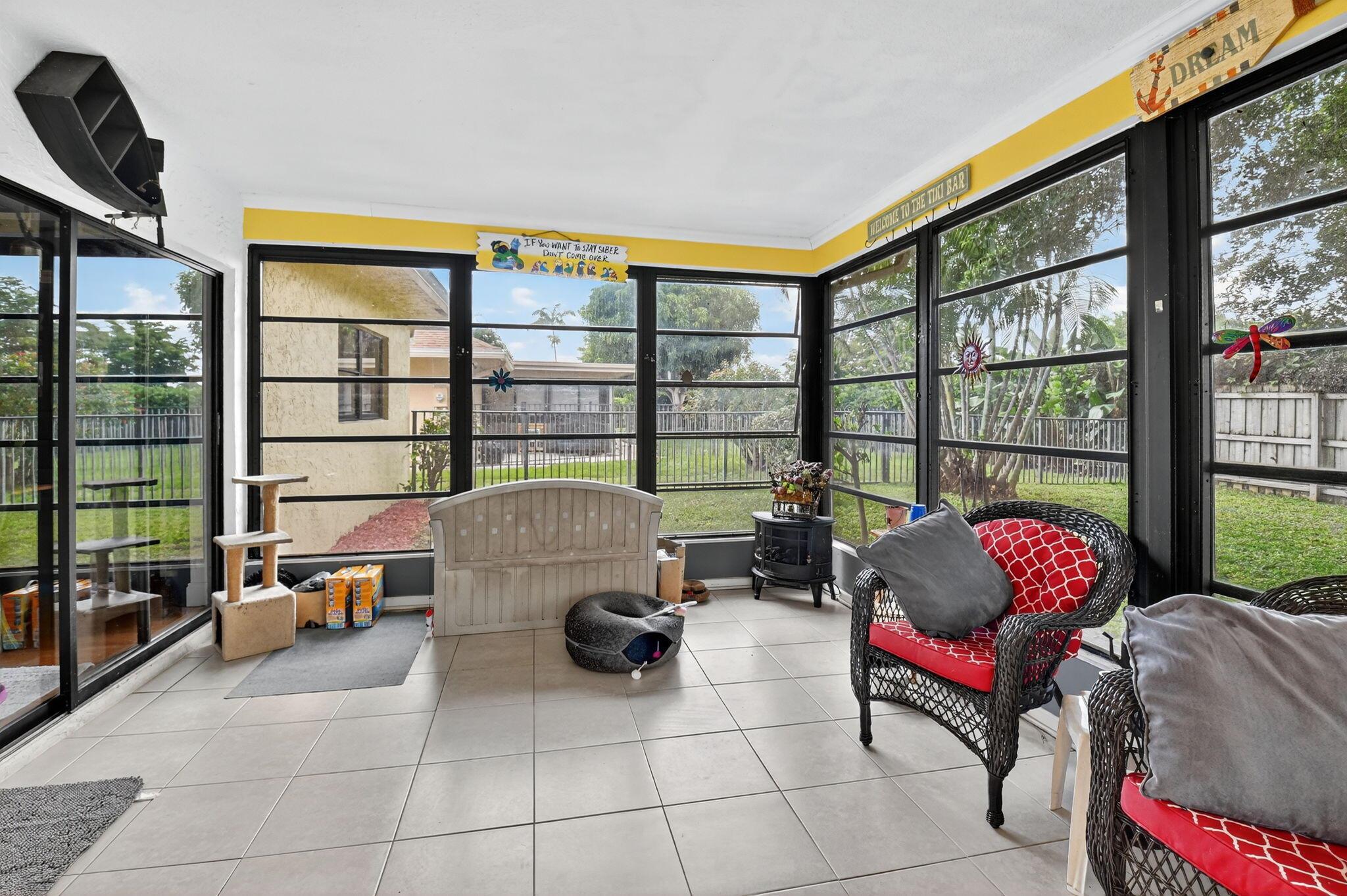 COCO WOOD LAKES SEC 3 - Residential