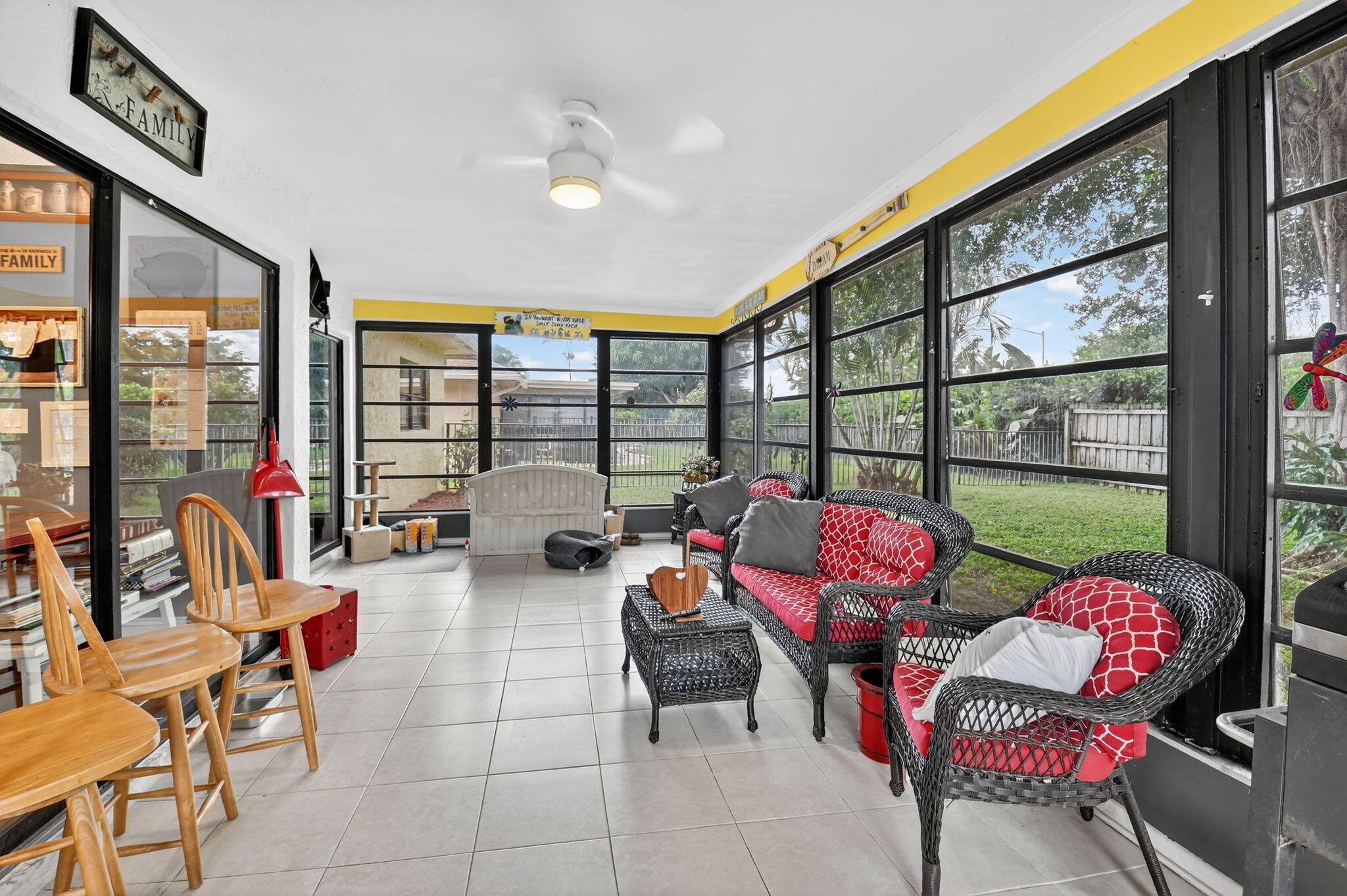 COCO WOOD LAKES SEC 3 - Residential