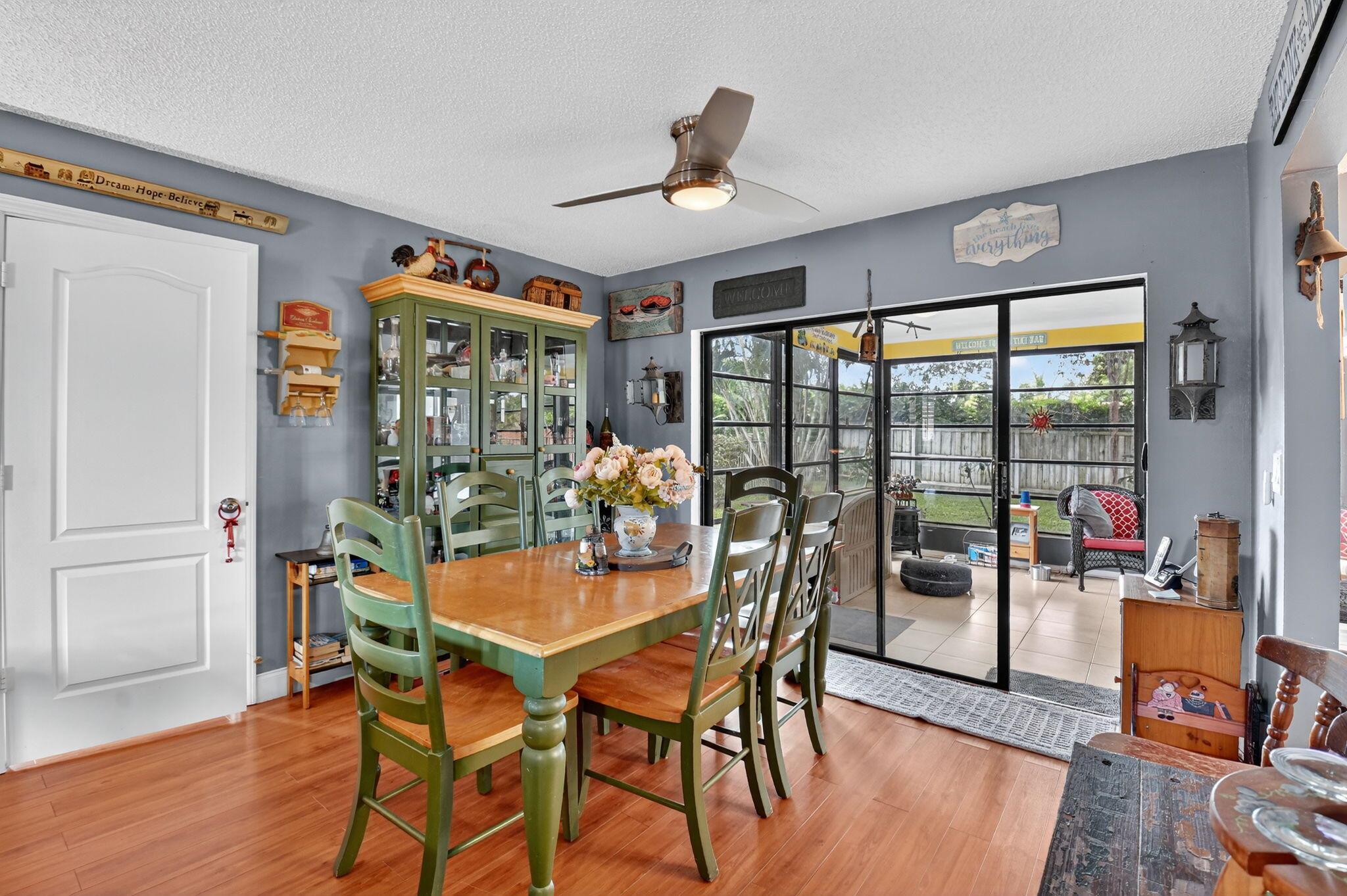 COCO WOOD LAKES SEC 3 - Residential