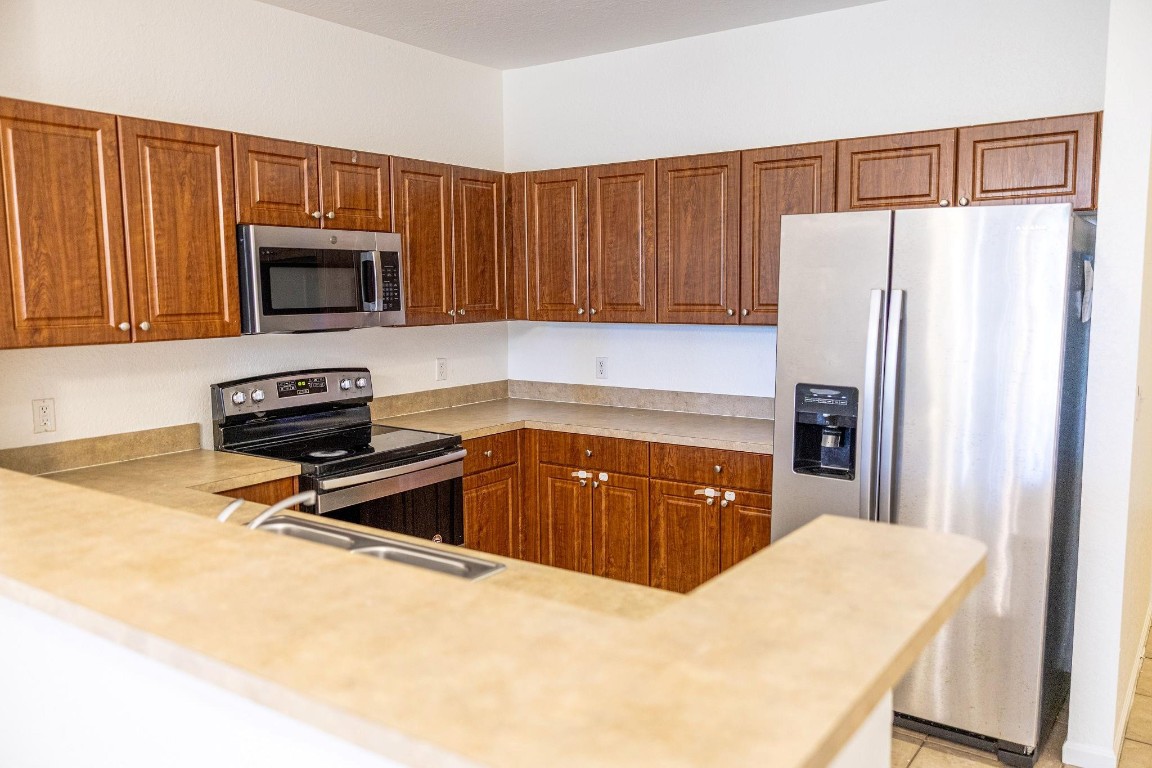 SOUTHGATE AT NOB HILL - Residential