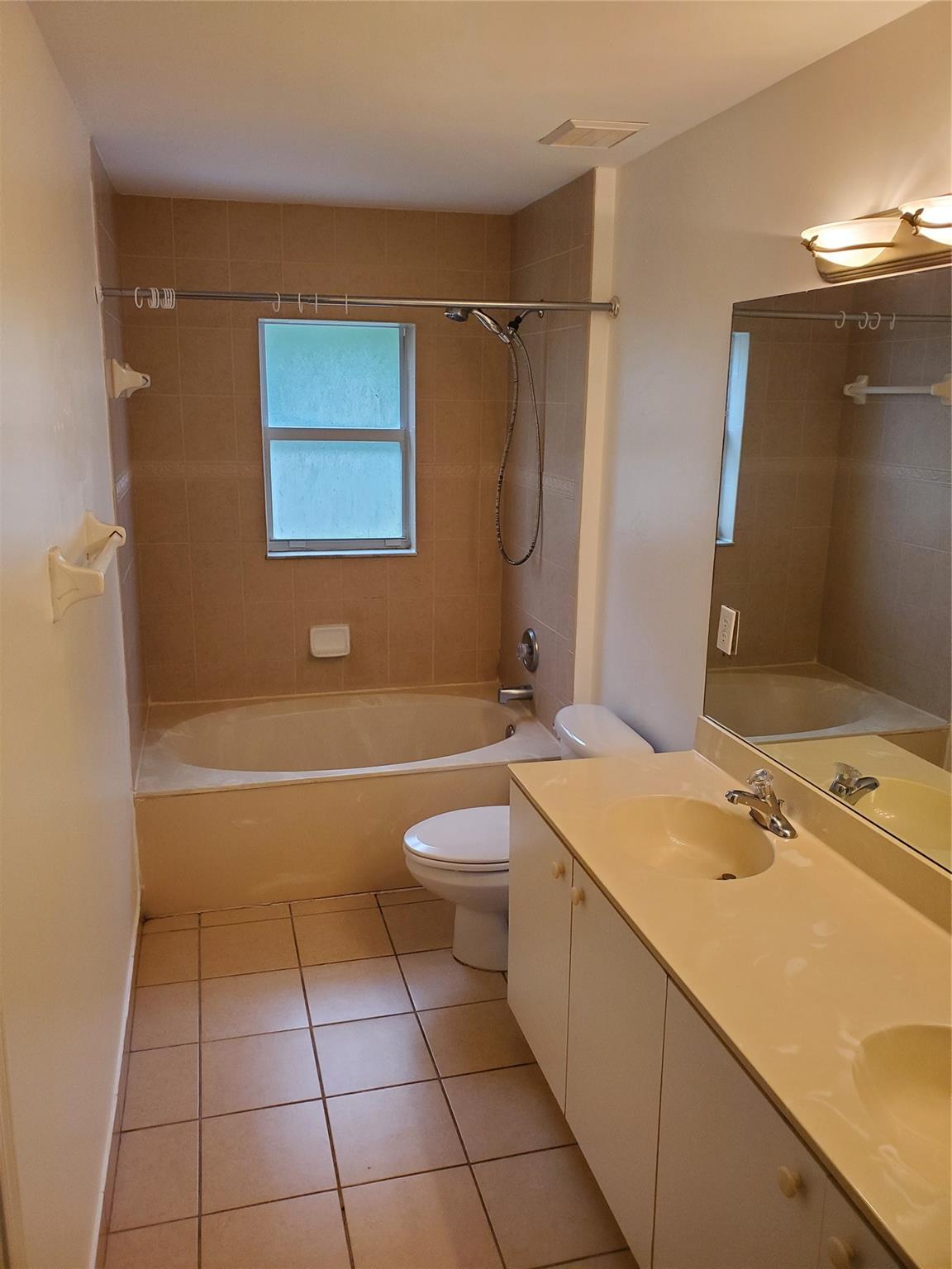 SOUTHGATE AT NOB HILL - Residential