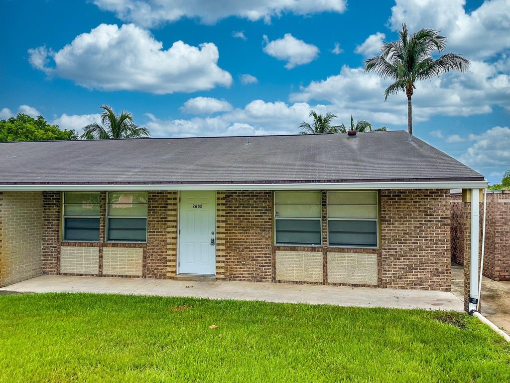 Photo of 2682 Hinda Road #B, West Palm Beach, FL 33403 (MLS # R11126720)