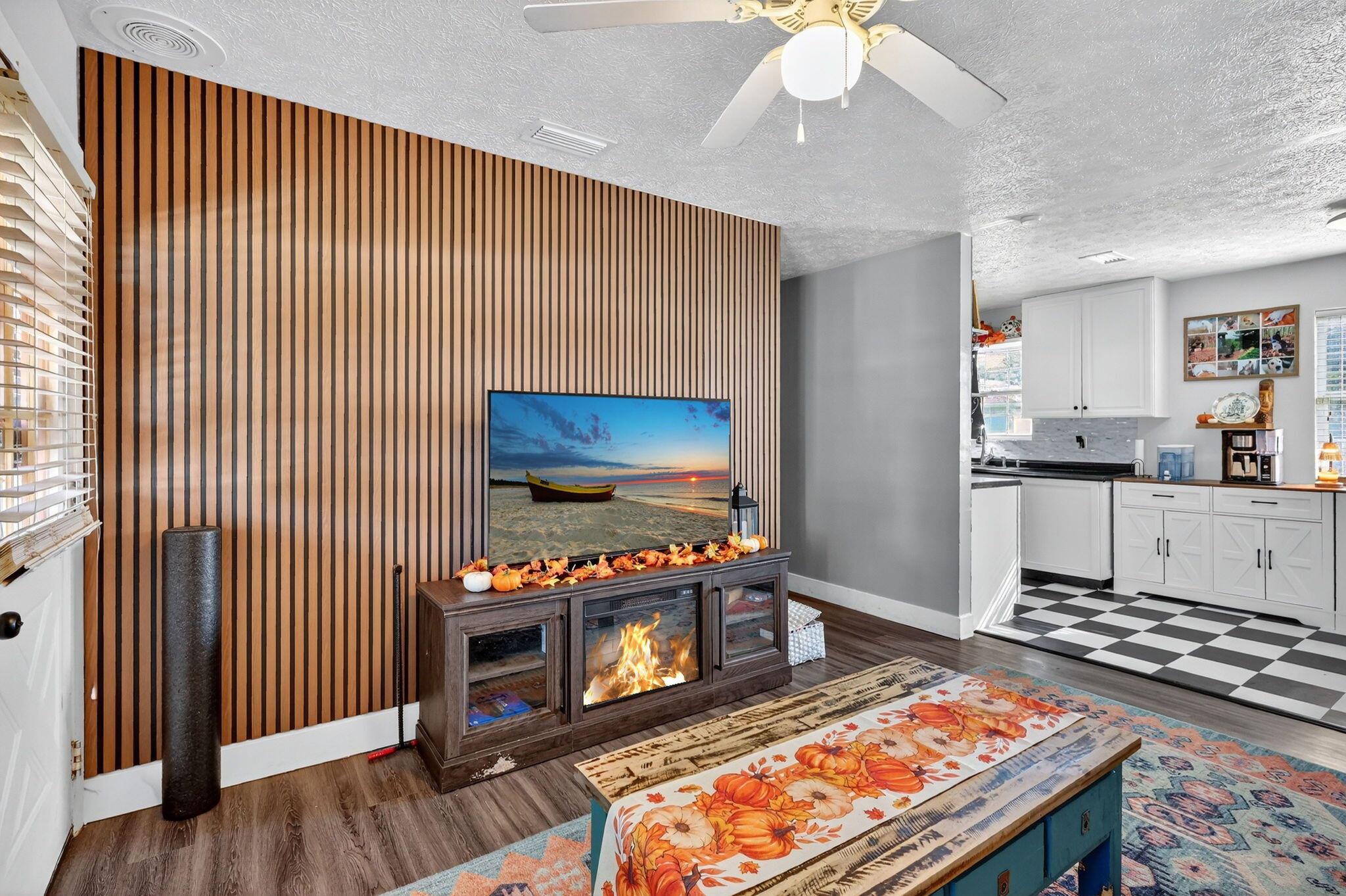 OSLO PARK UNIT NO 2B - Residential