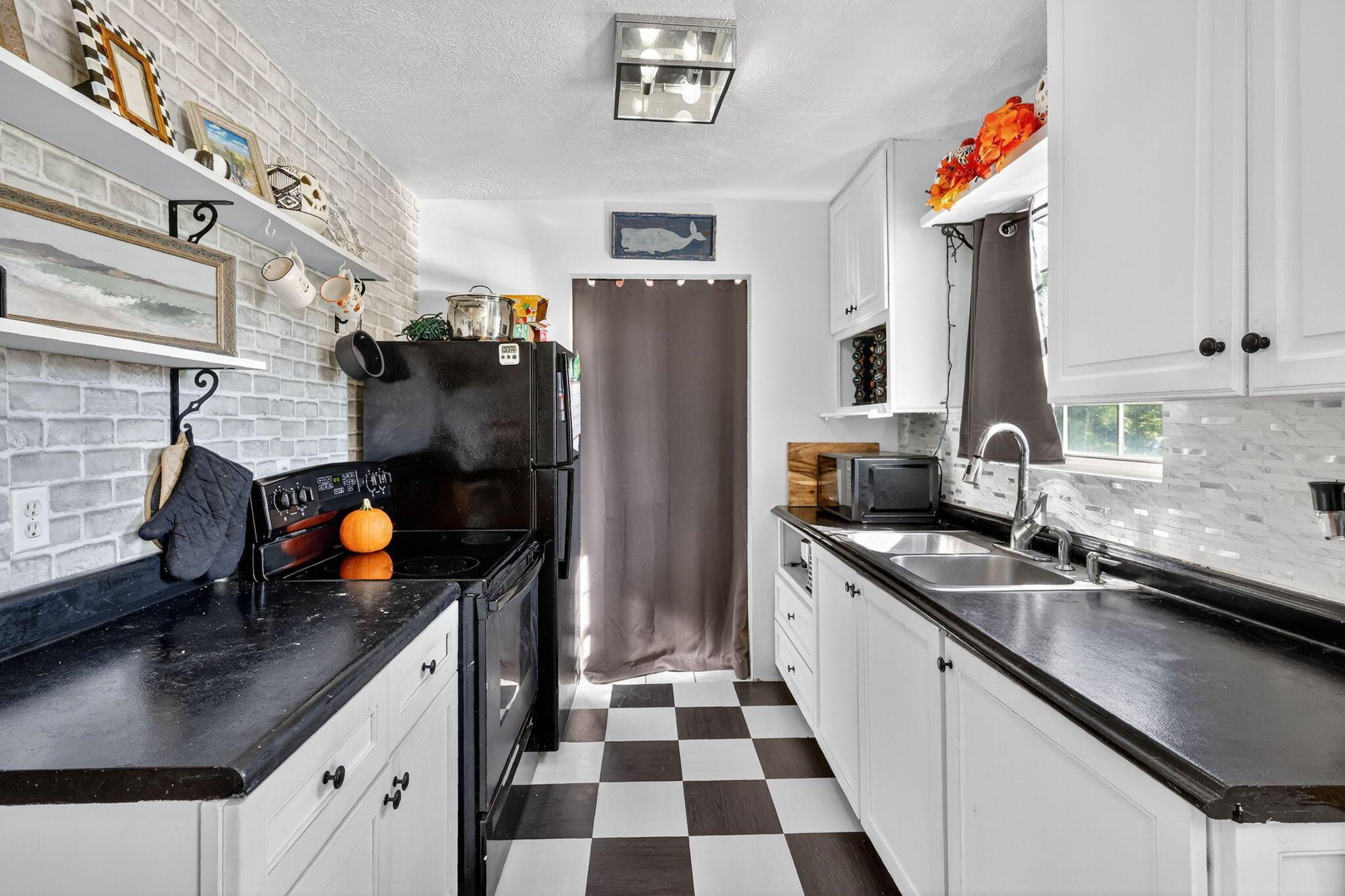 OSLO PARK UNIT NO 2B - Residential