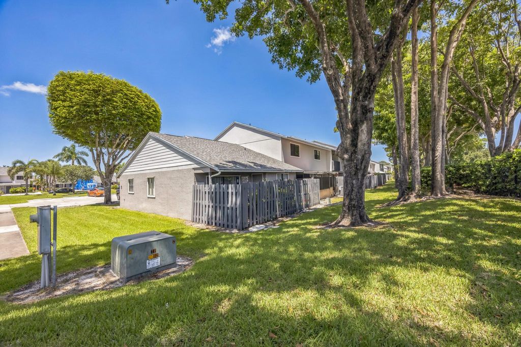 Photo of 202 Shoreview Drive, Greenacres, FL 33463 (MLS # F10515316)