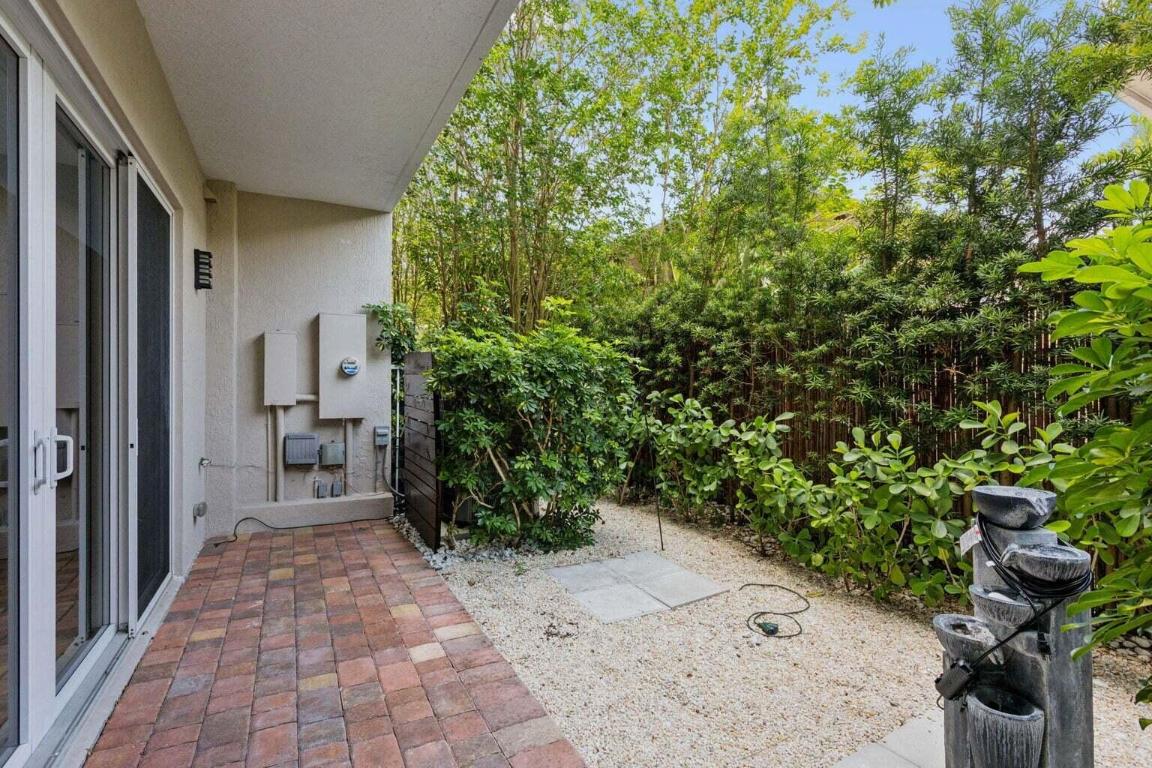 VENETIAN ISLES 2ND SEC - Residential Lease