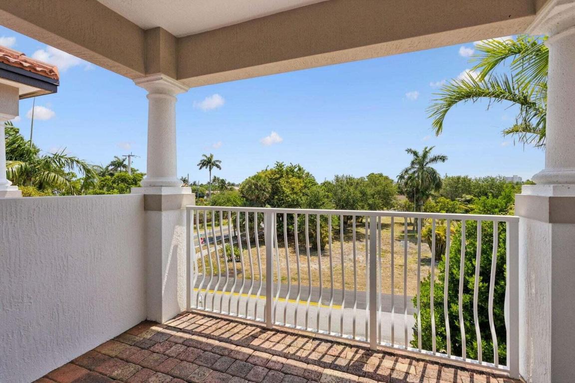 VENETIAN ISLES 2ND SEC - Residential Lease