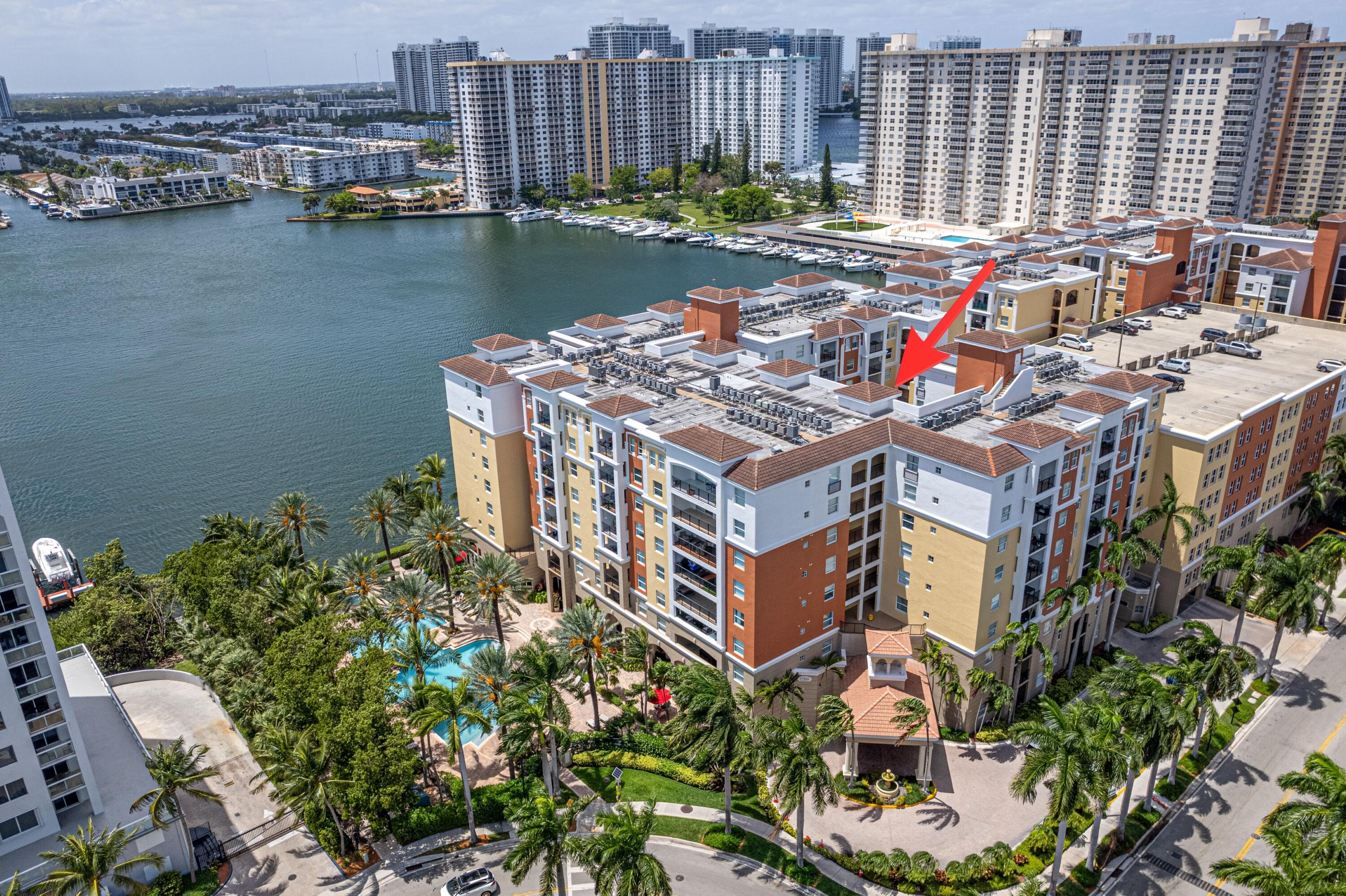 PORTO BELLAGIO CONDO - Residential