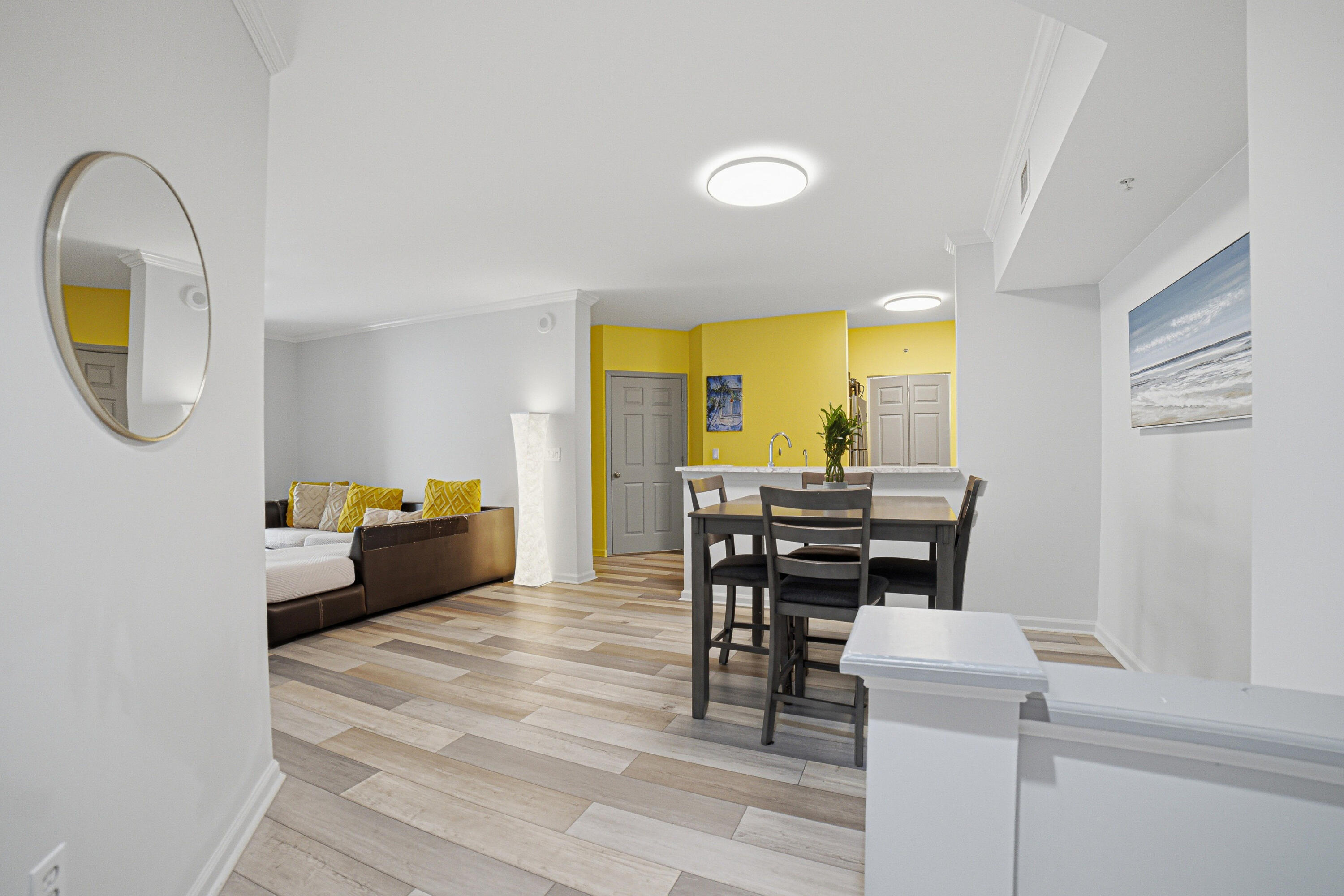 PORTO BELLAGIO CONDO - Residential