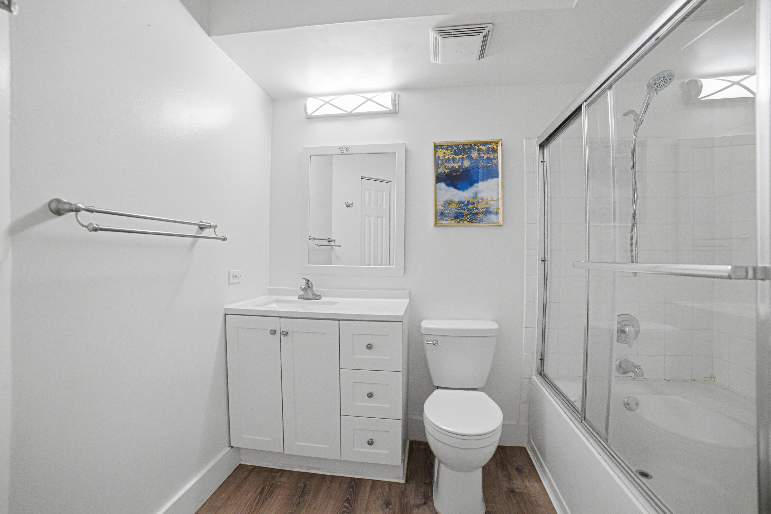 PORTO BELLAGIO CONDO - Residential