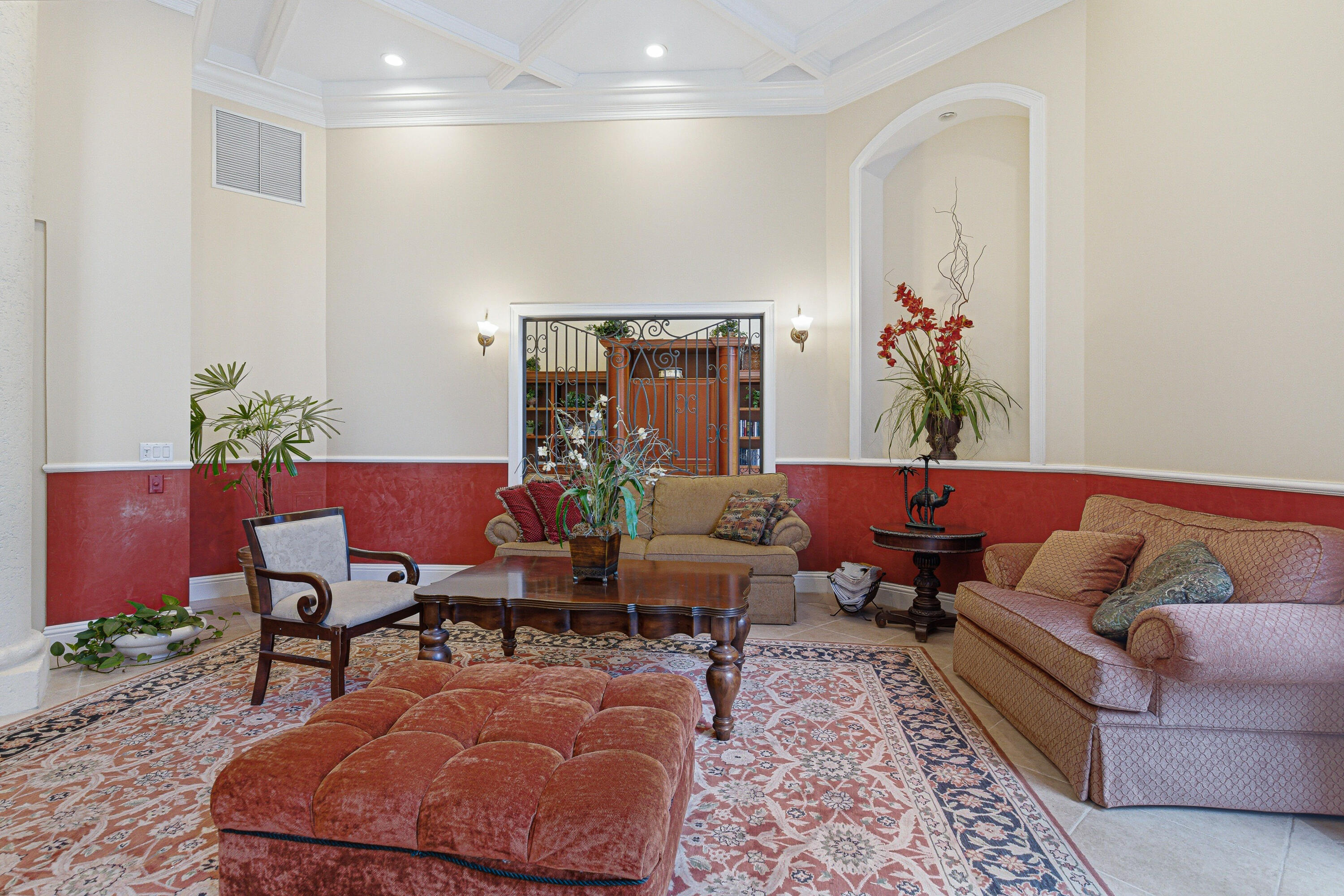 PORTO BELLAGIO CONDO - Residential