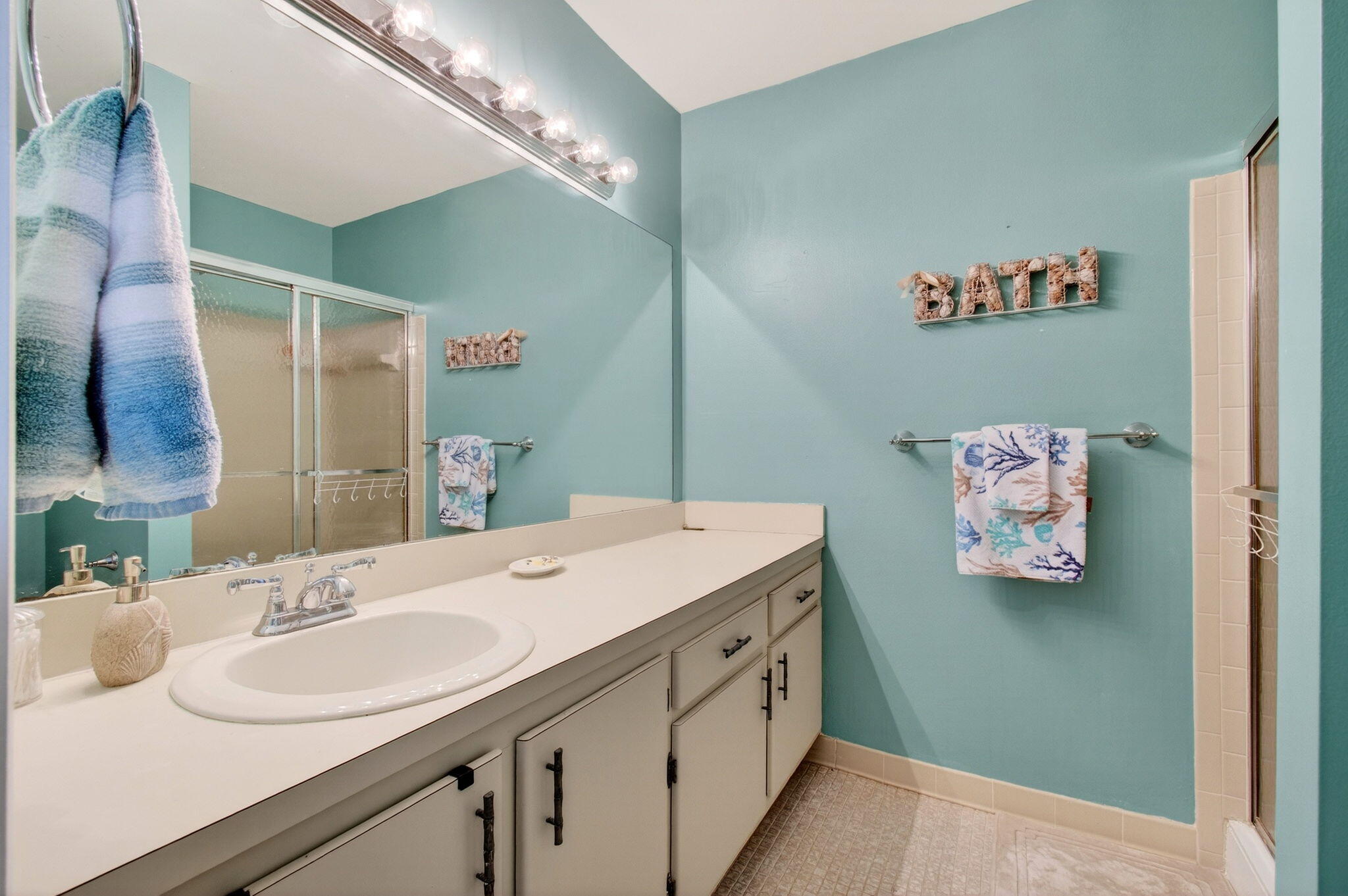 RAINBERRY BAY - Residential