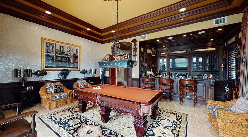 LIGHTHOUSE POINT - Residential