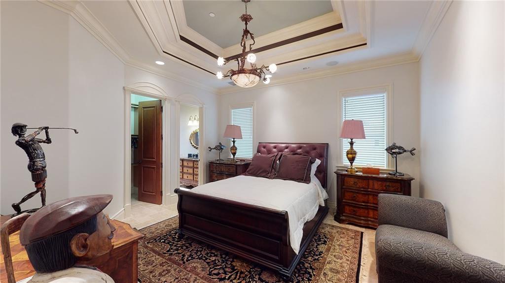 LIGHTHOUSE POINT - Residential