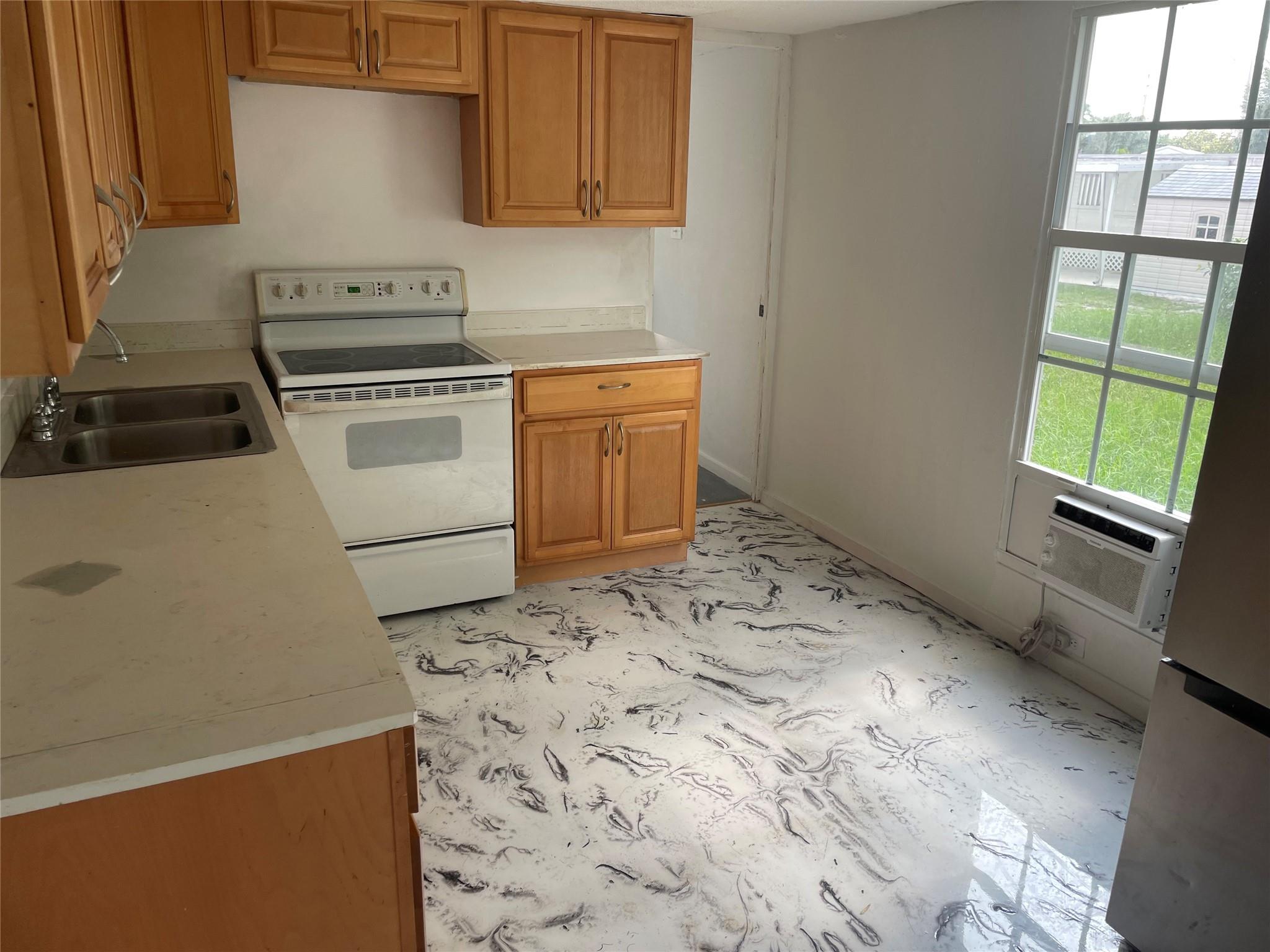 Park City Sec One 49-11 B - Residential Lease