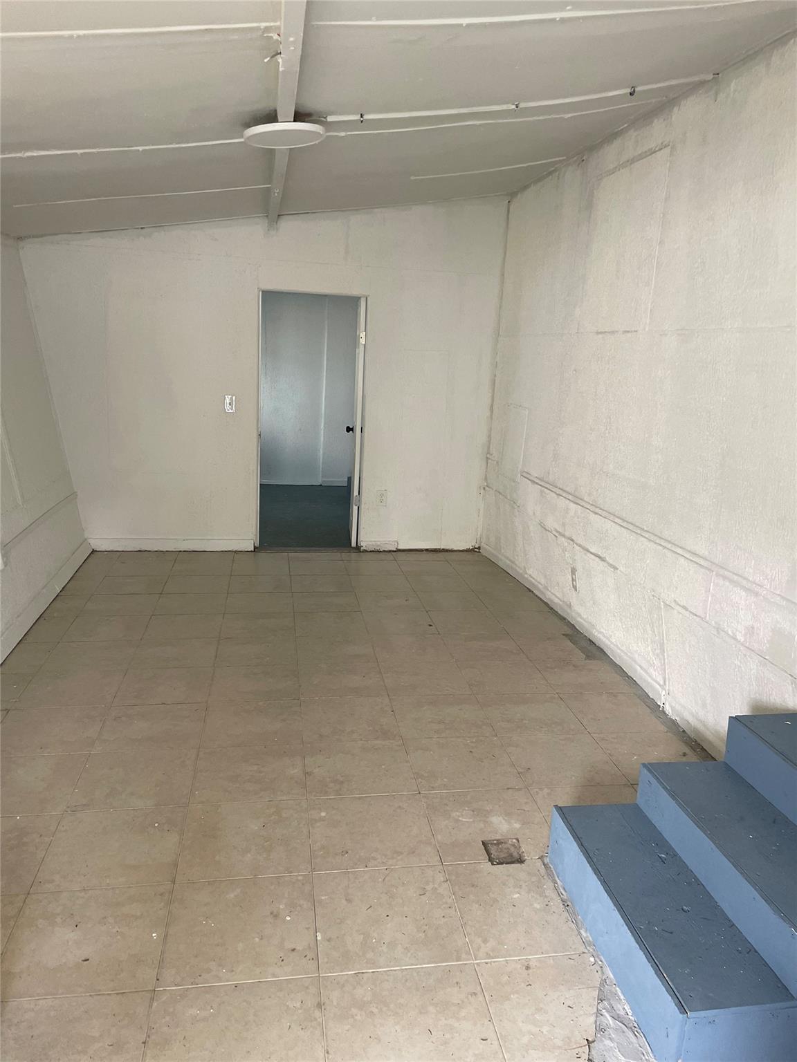 Park City Sec One 49-11 B - Residential Lease