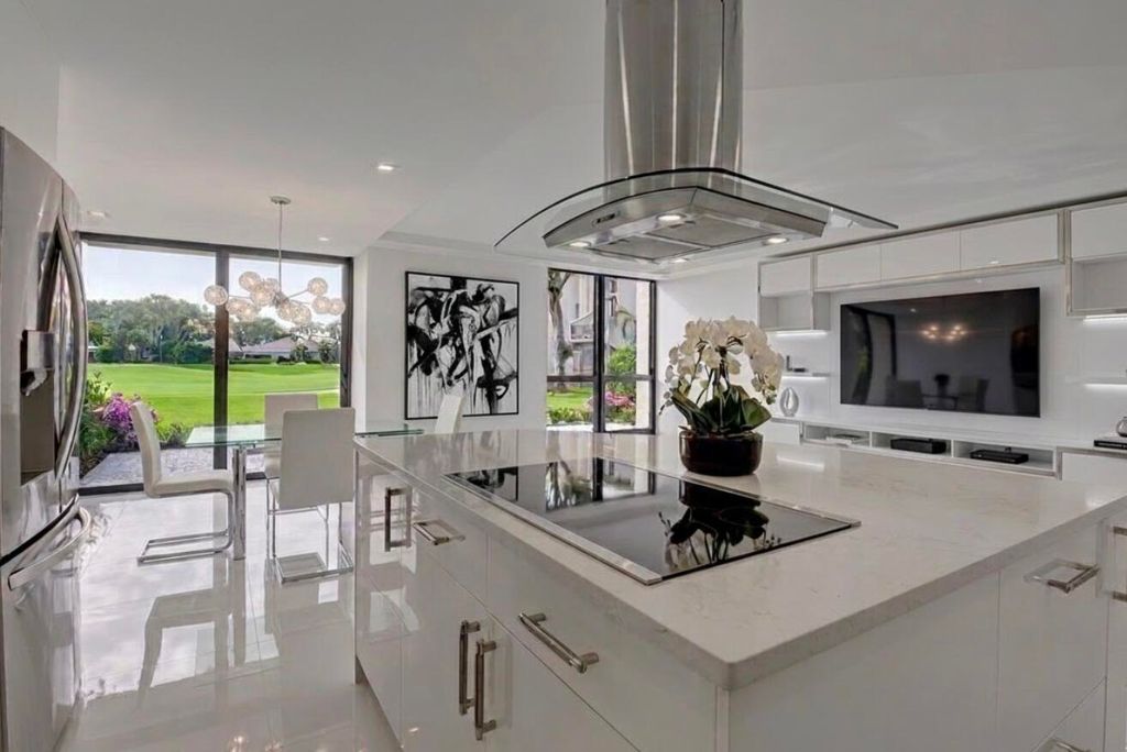 Photo of 2403 Bridgewood Drive, Boca Raton, FL 33434 (MLS # R11169835)