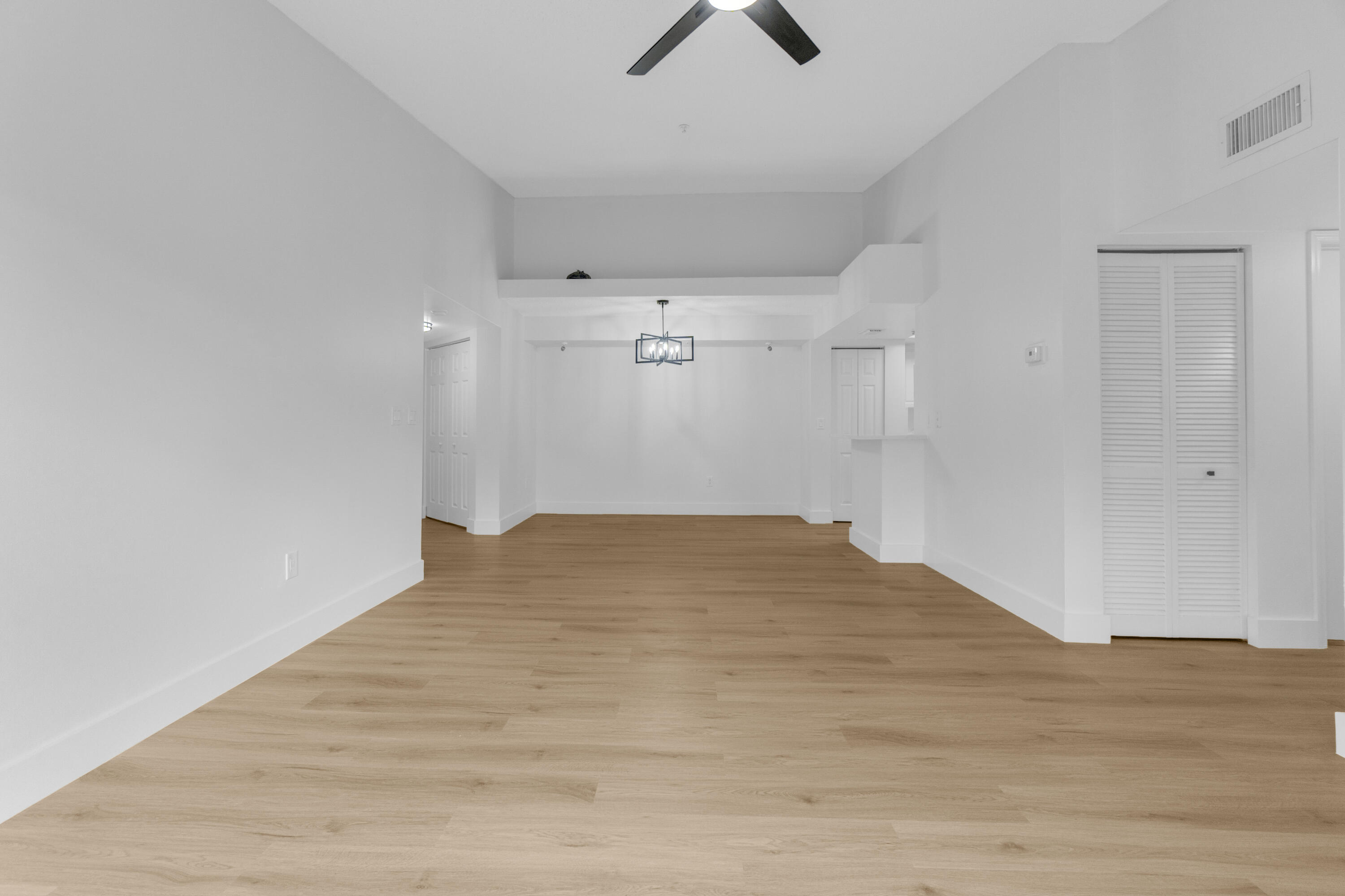 GRAND VIEW AT CRESTWOOD C - Residential Lease