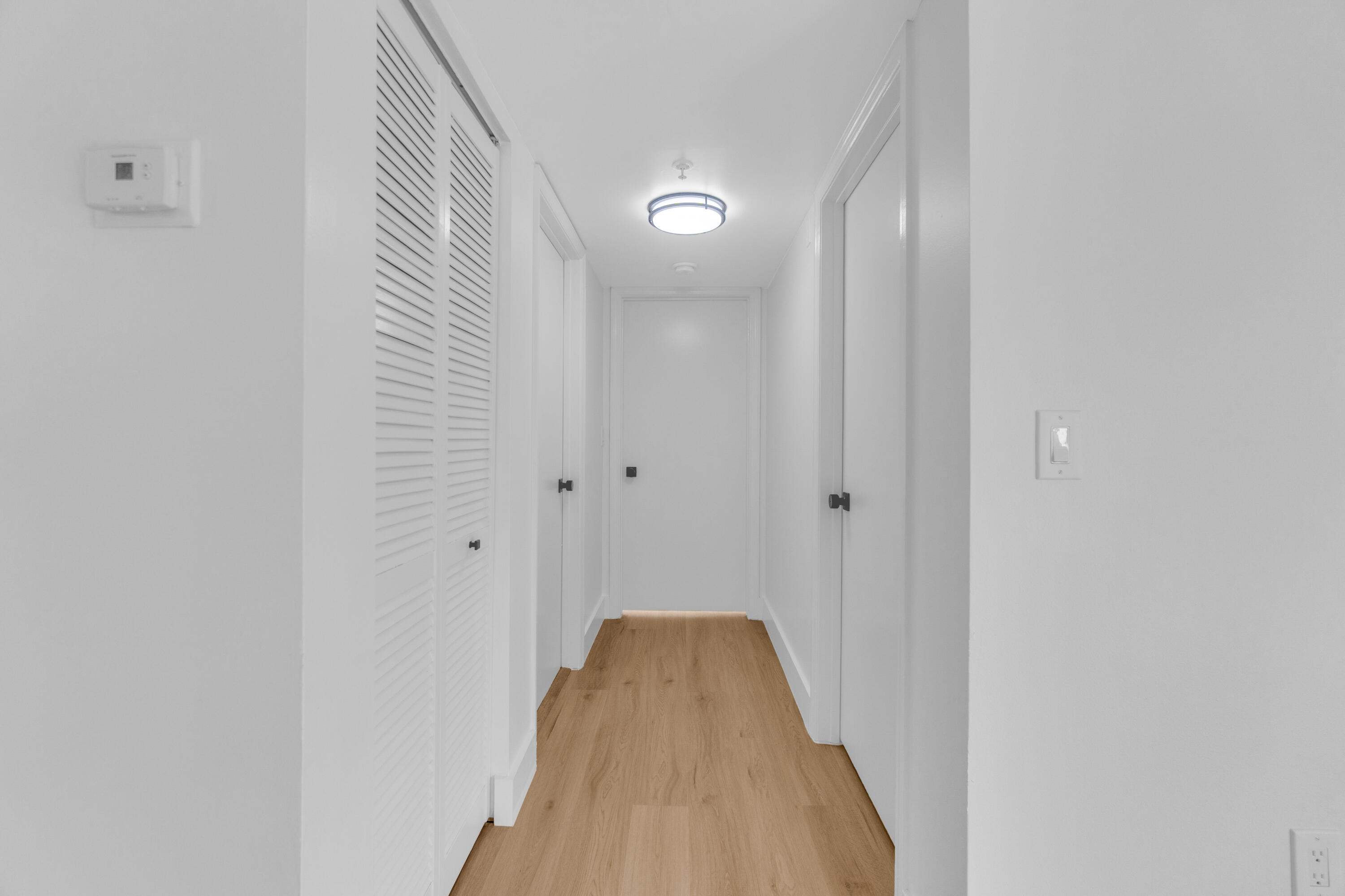 GRAND VIEW AT CRESTWOOD C - Residential Lease