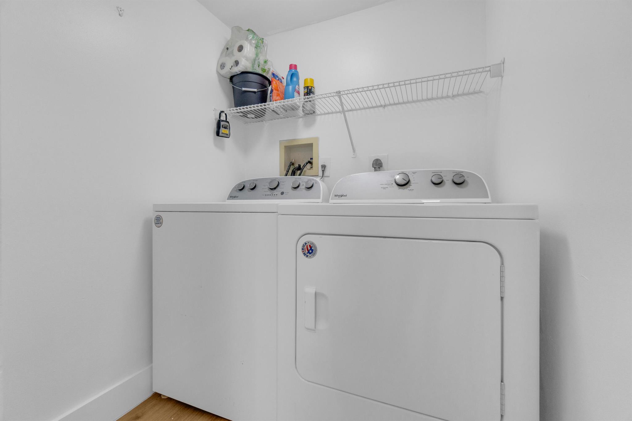 GRAND VIEW AT CRESTWOOD C - Residential Lease