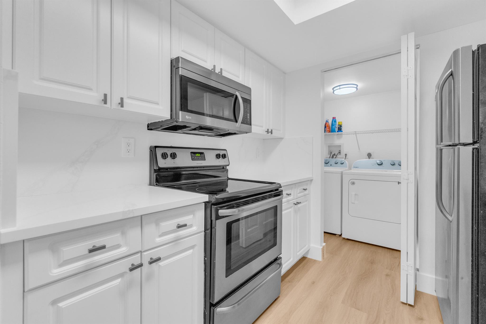 GRAND VIEW AT CRESTWOOD C - Residential Lease