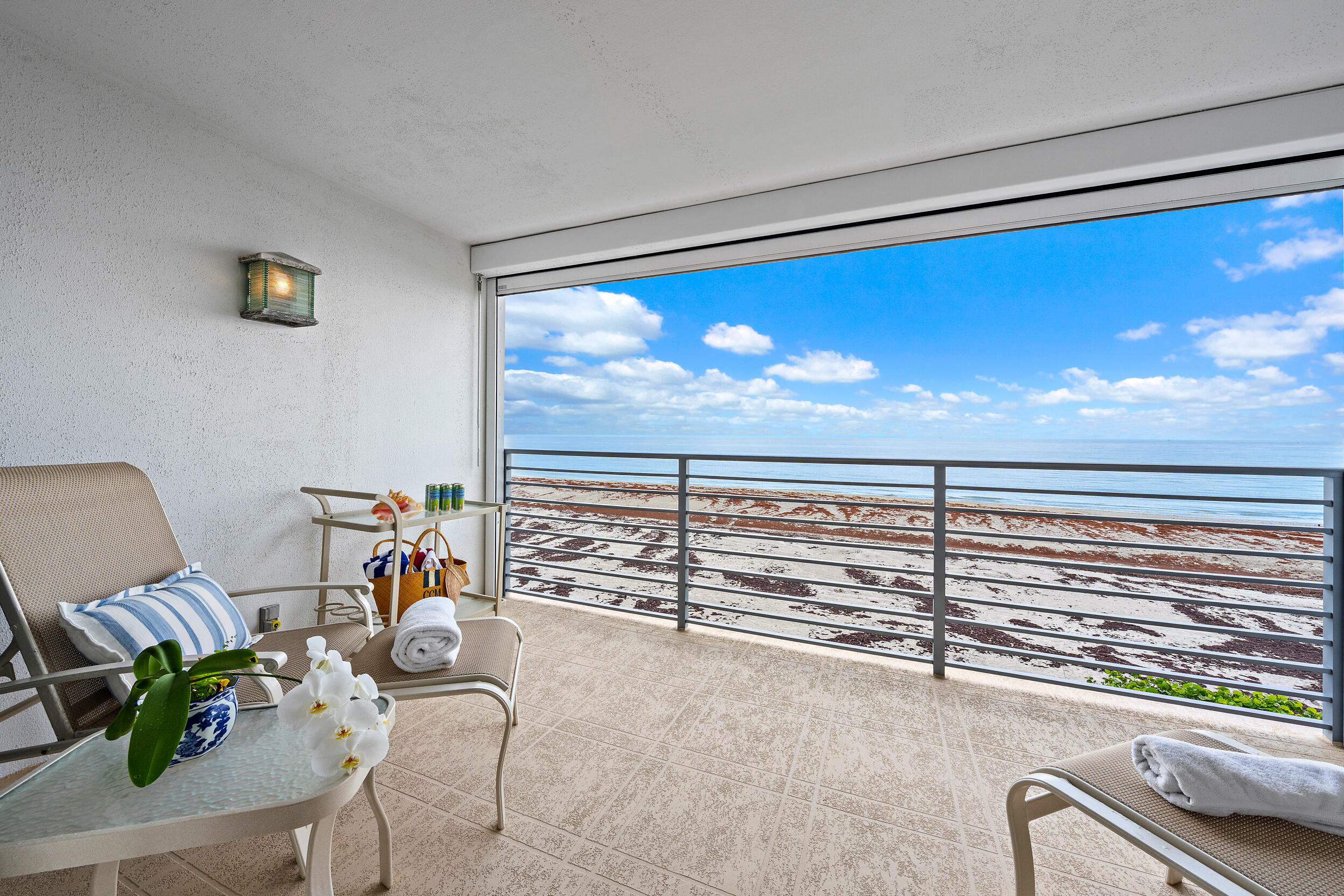900 Ocean Drive 202