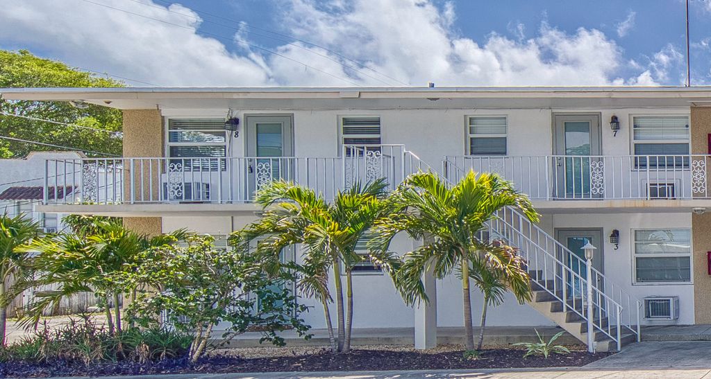 Photo of 330 N J Street #8, Lake Worth Beach, FL 33460 (MLS # R11169198)
