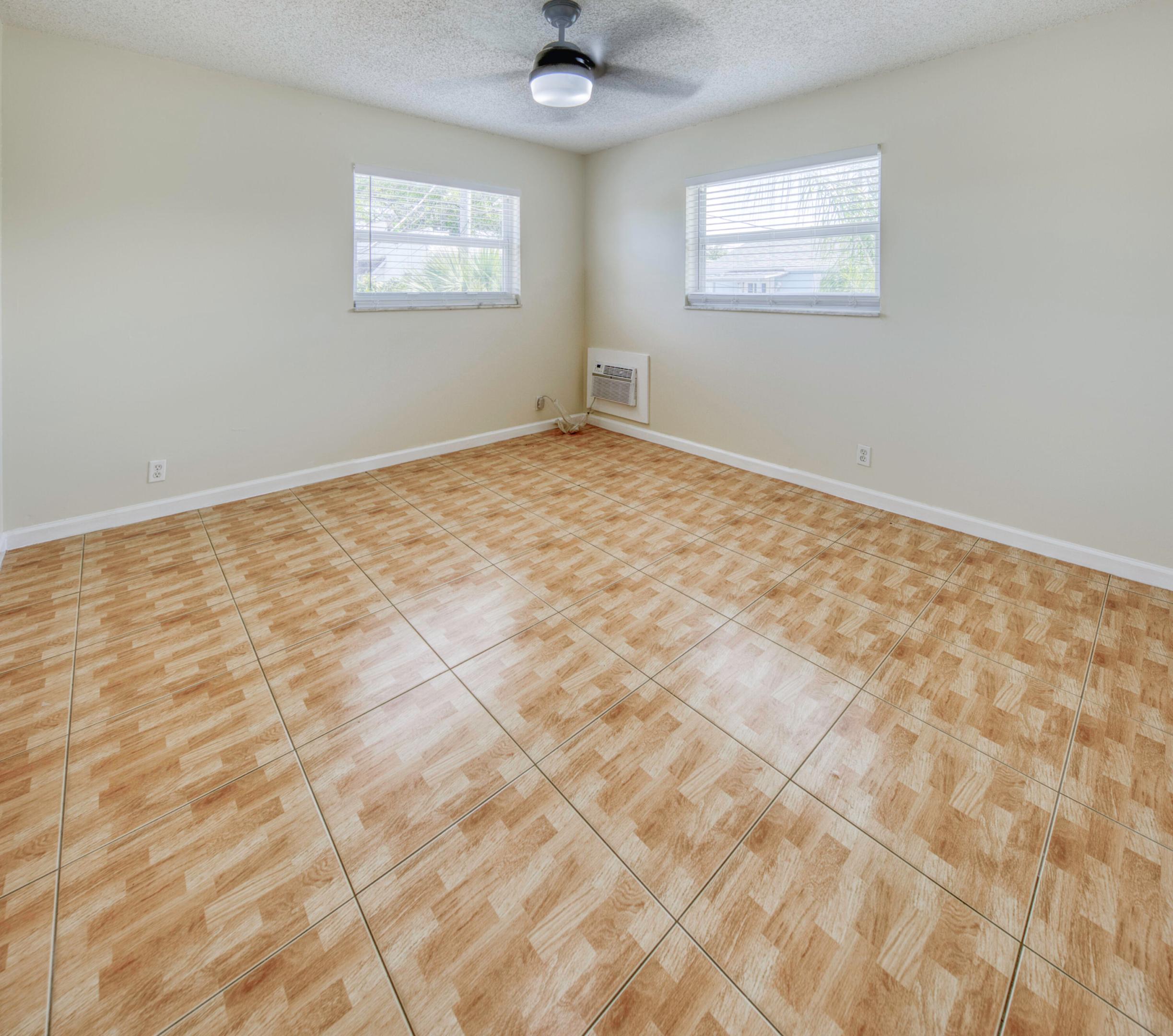 HOVIANNA V APTS CONDO - Residential Lease