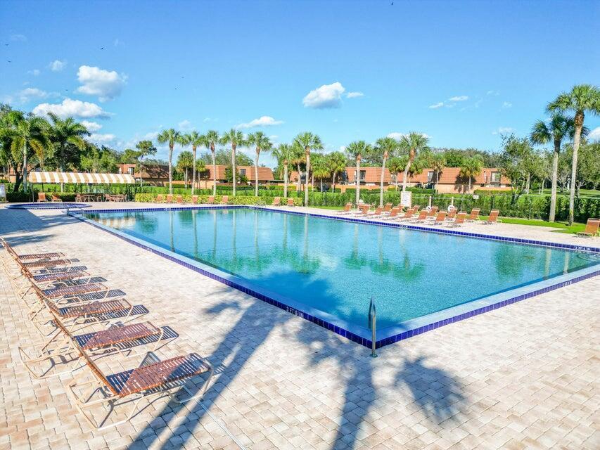 VILLAGE OF SANDALWOOD LAKES 1 - Residential Lease