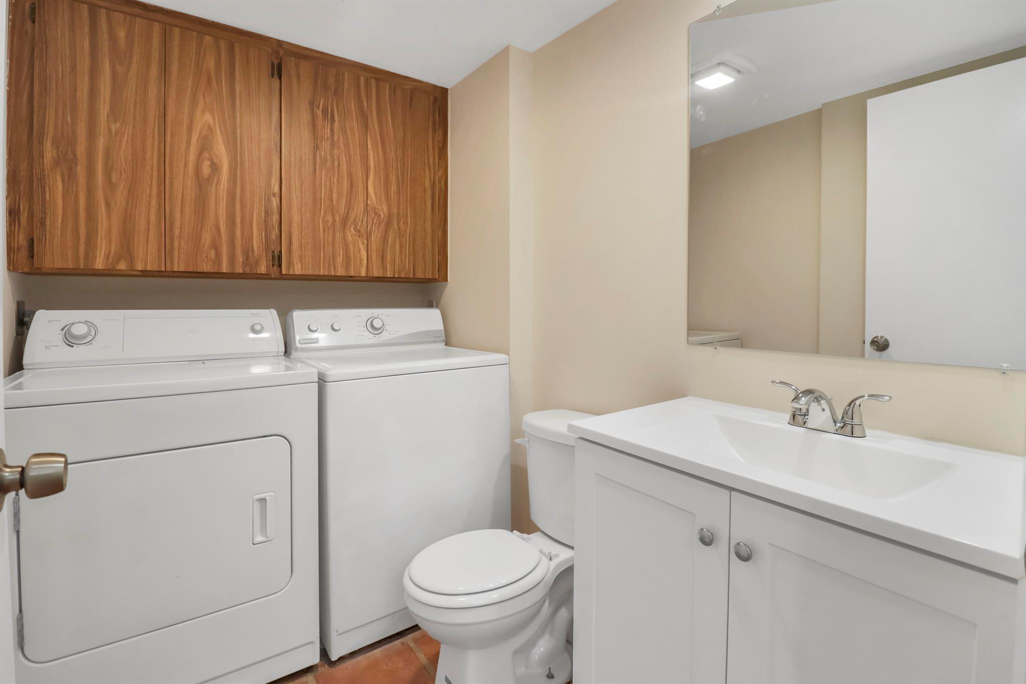 VILLAGE OF SANDALWOOD LAKES 1 - Residential Lease