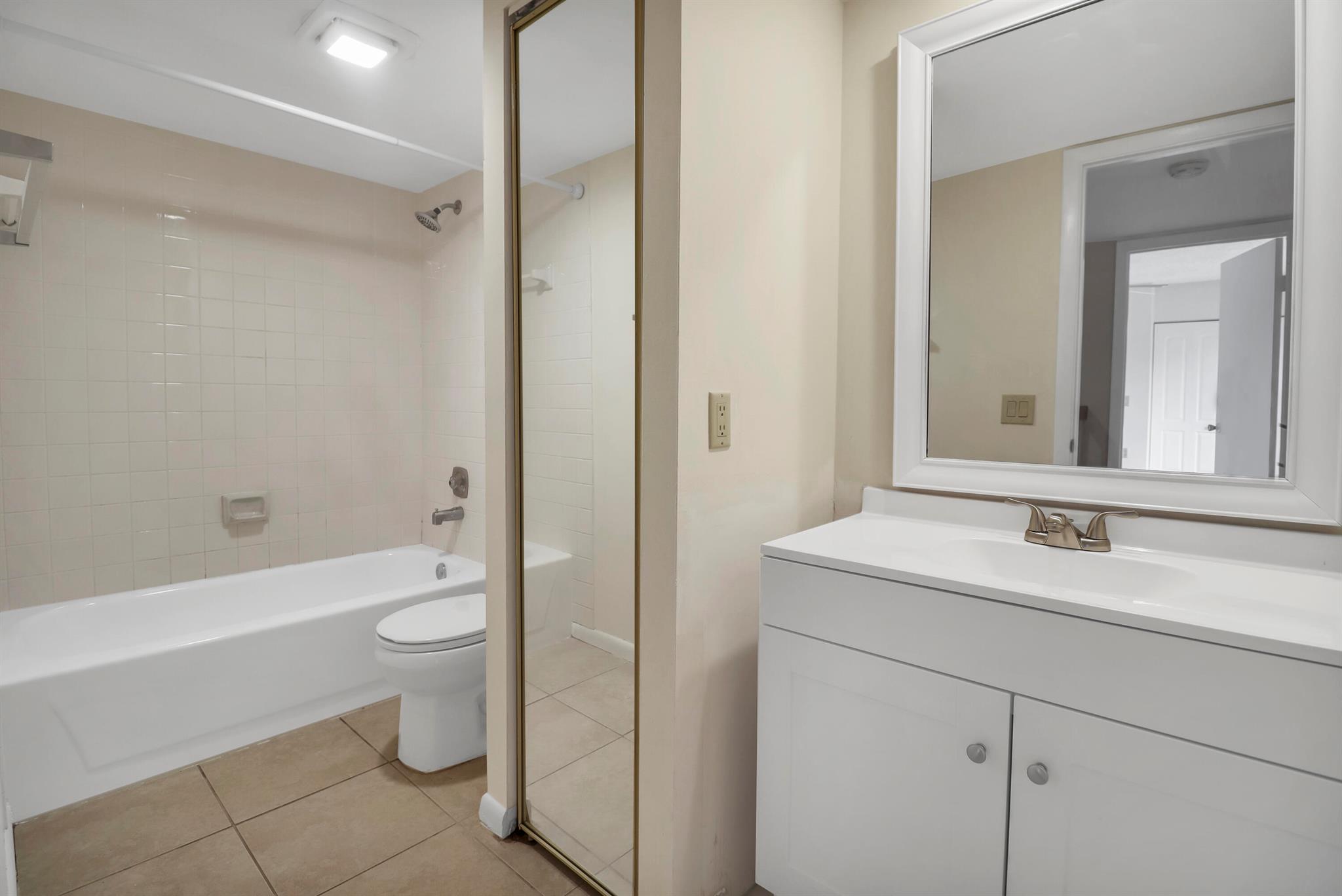 VILLAGE OF SANDALWOOD LAKES 1 - Residential Lease