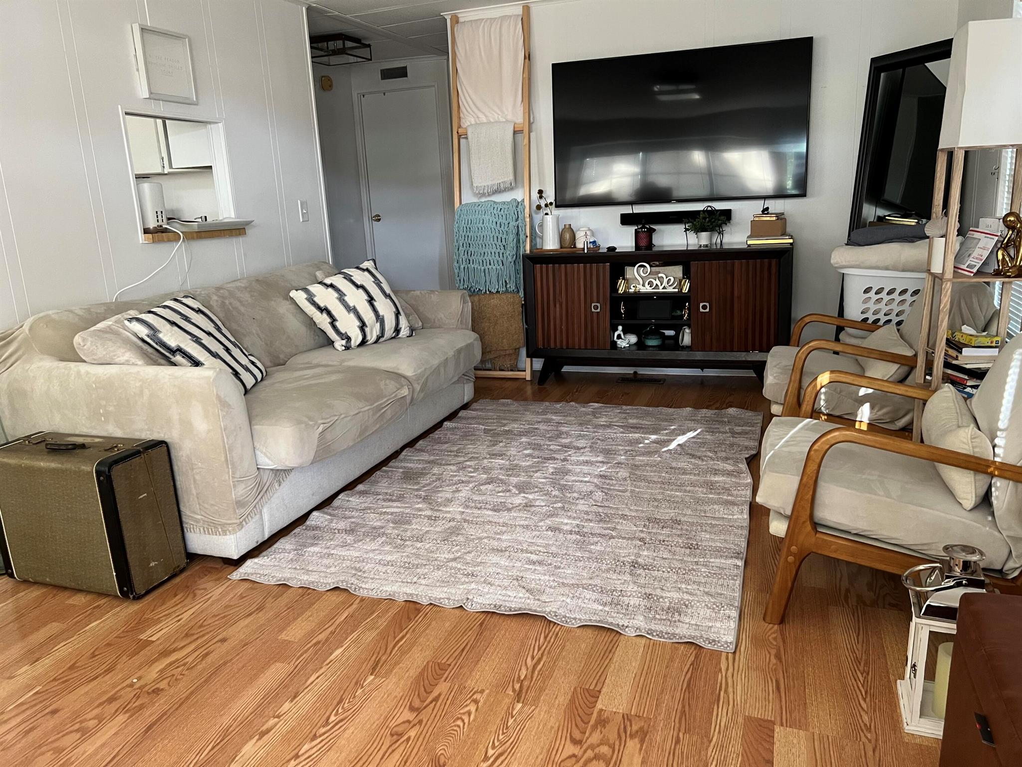 DEERFIELD LAKE - Residential