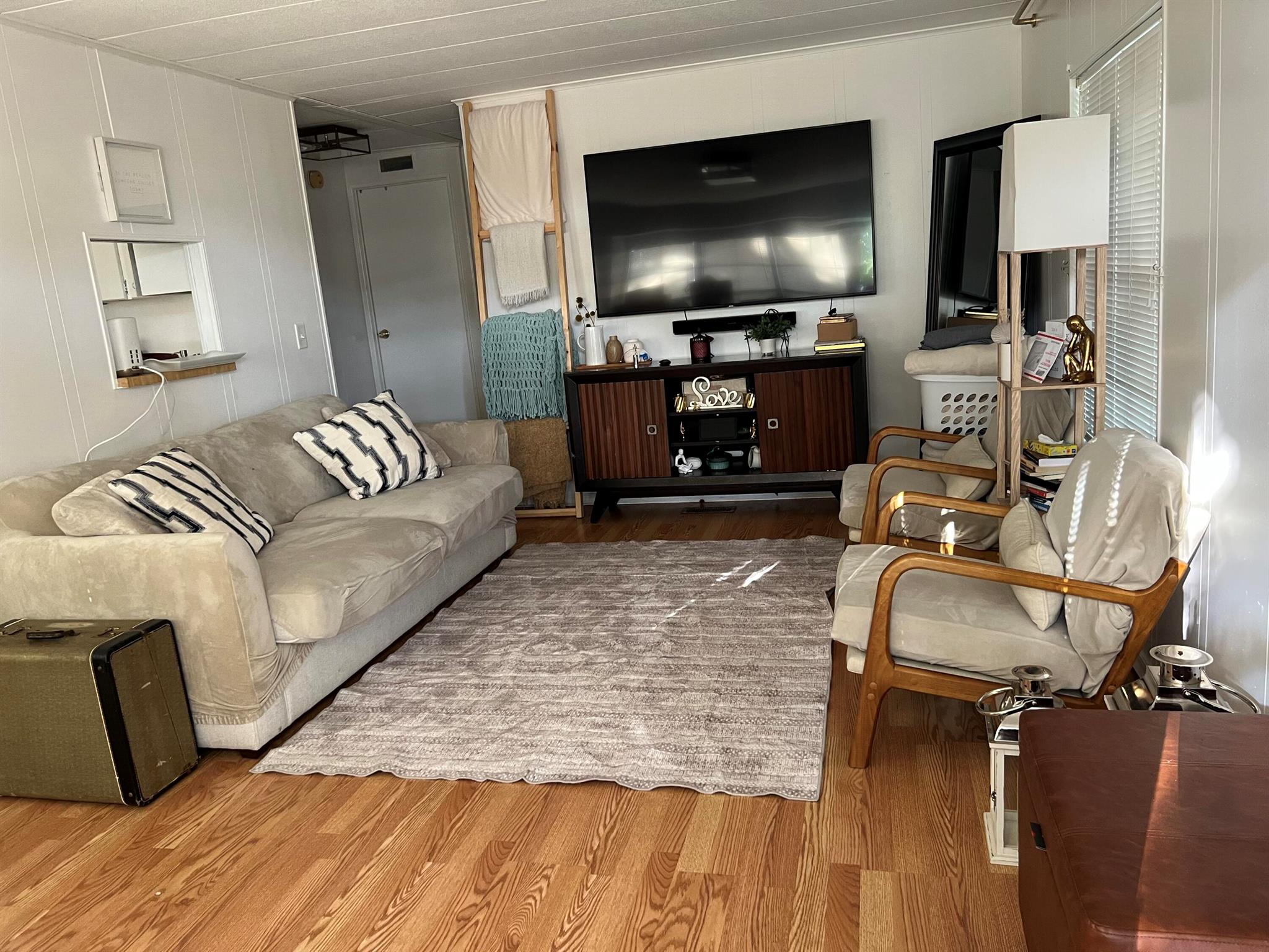 DEERFIELD LAKE - Residential