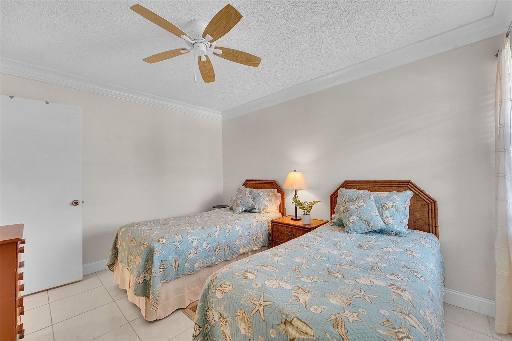 Republic Square - Residential