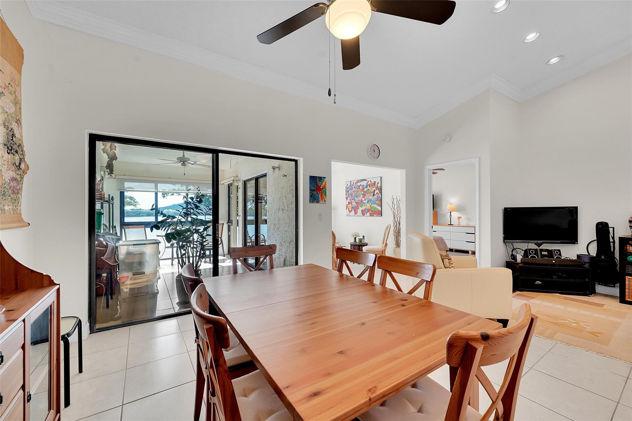 Republic Square - Residential