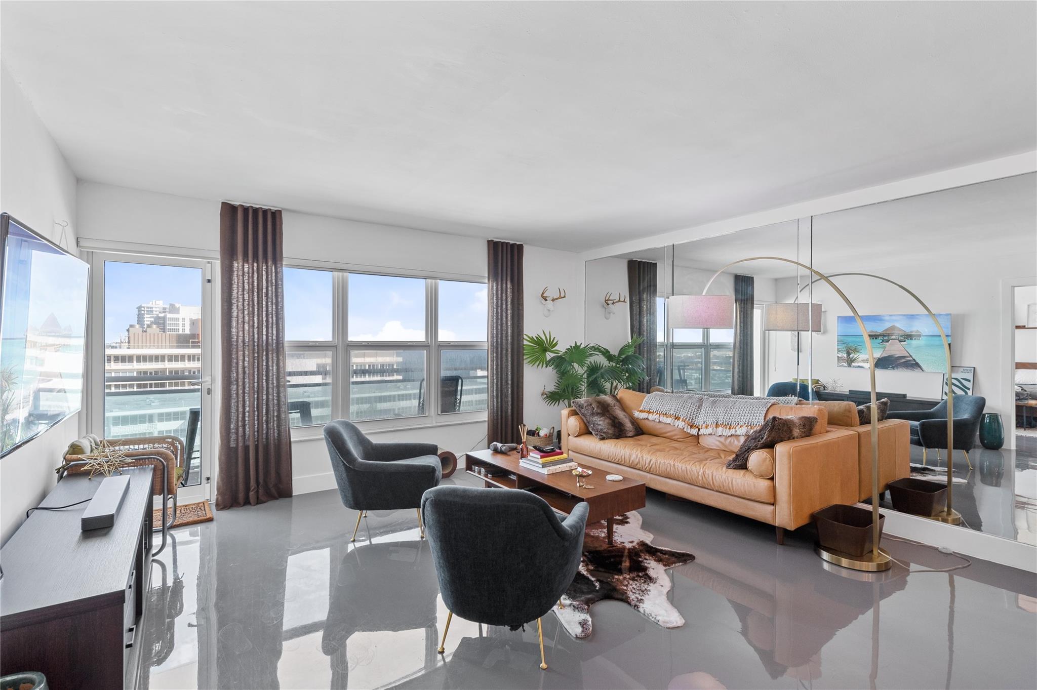 Playa Del Mar - Residential