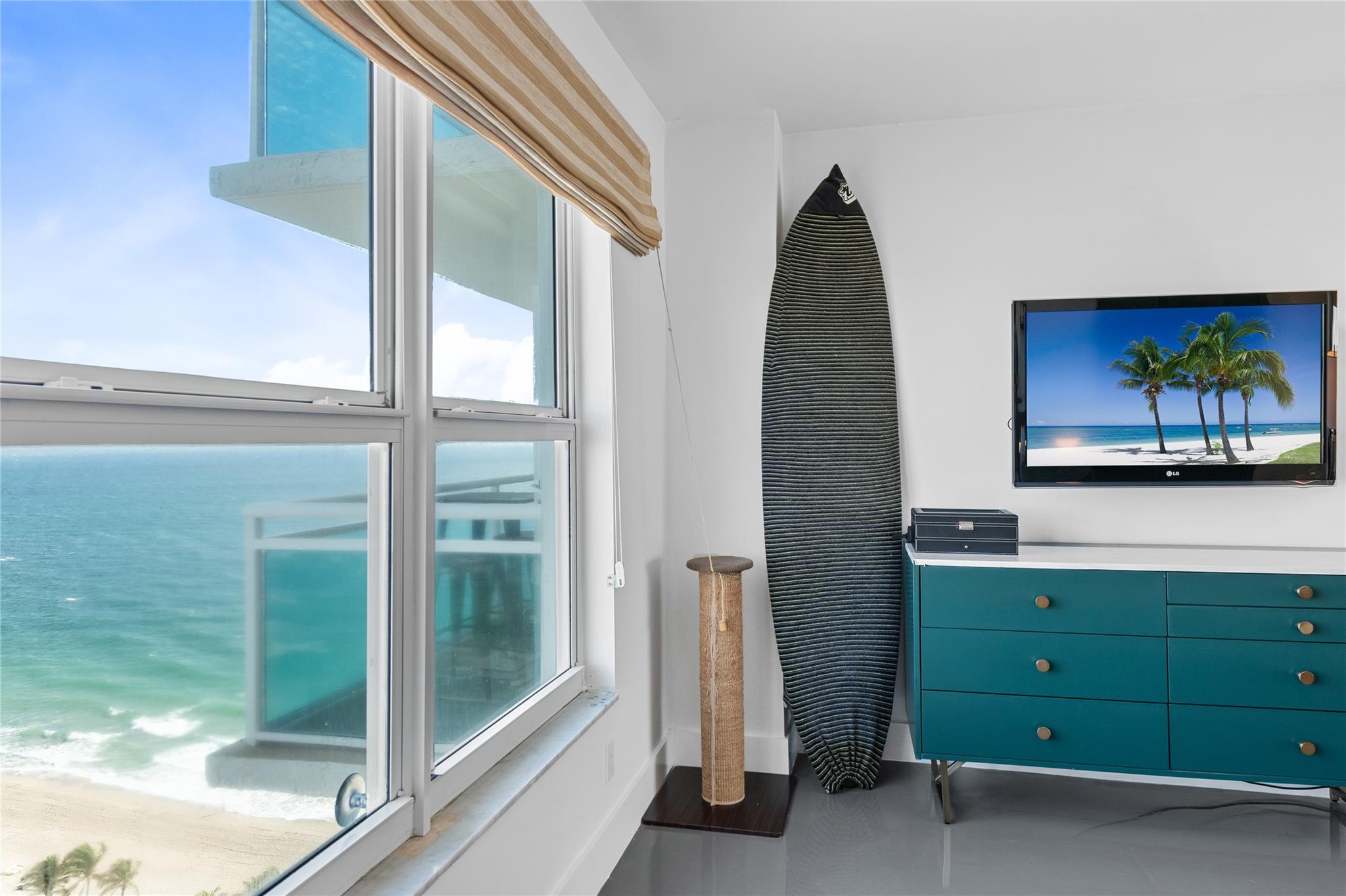 Playa Del Mar - Residential