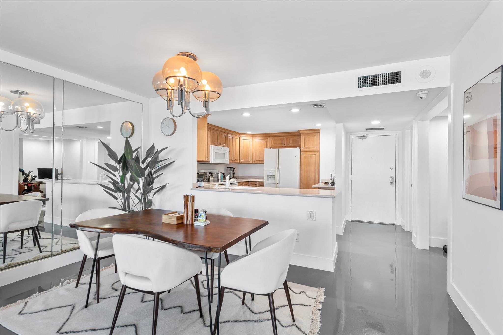 Playa Del Mar - Residential