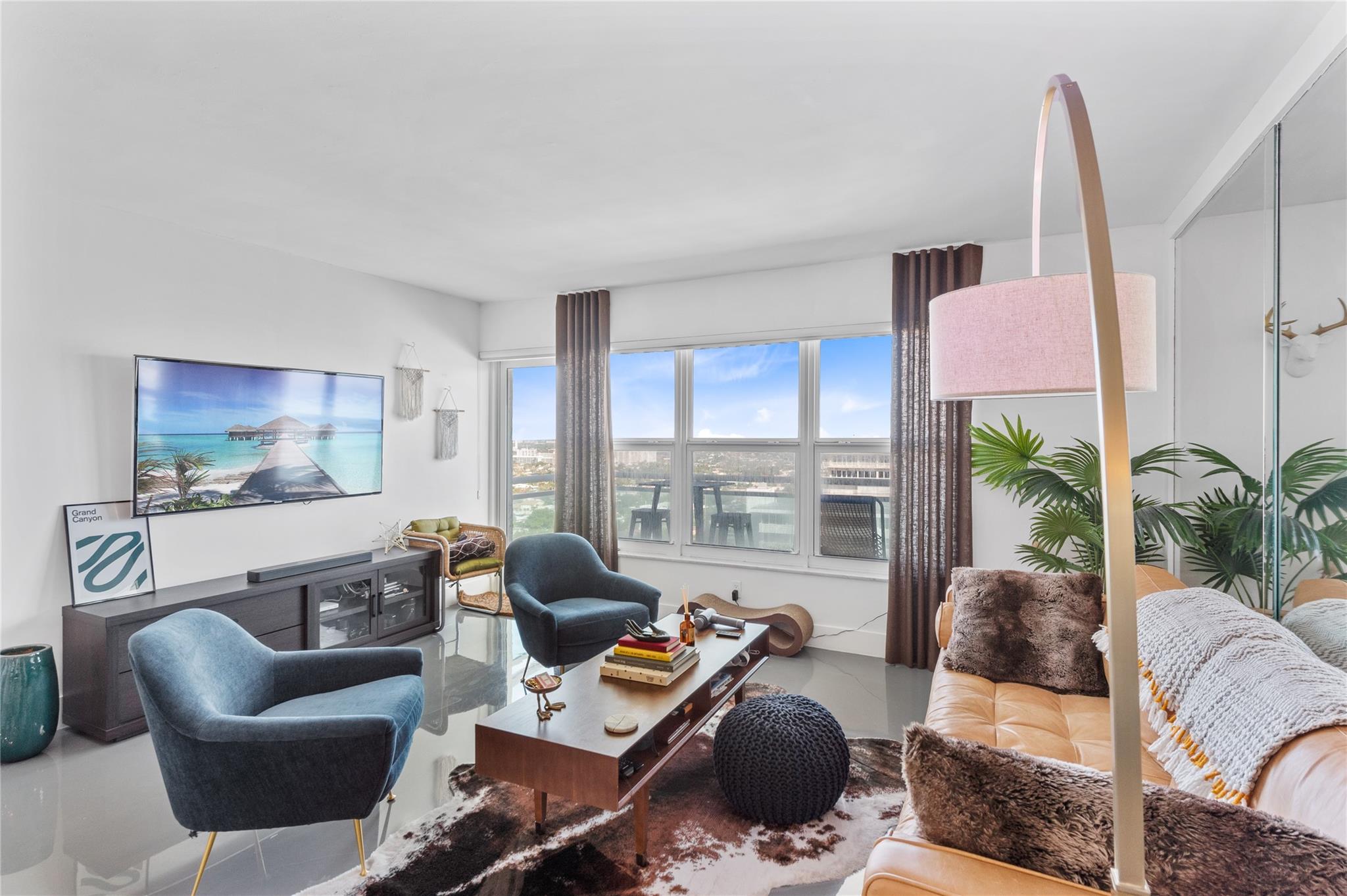 Playa Del Mar - Residential