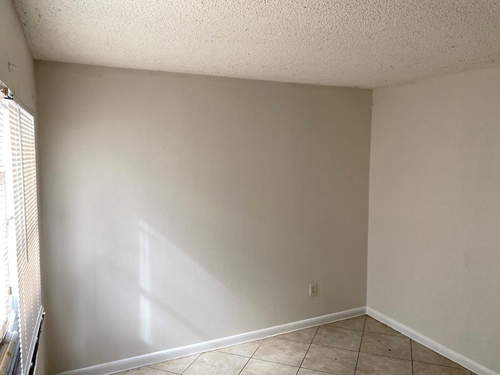 1640 SW 40th Terrace 2