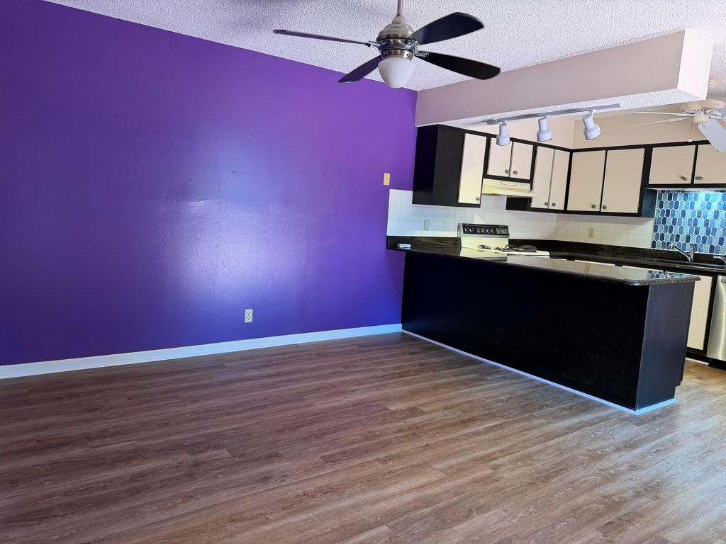 Photo of 1420 Ocean Way #18b, Jupiter, FL 33477 (MLS # B26015767)
