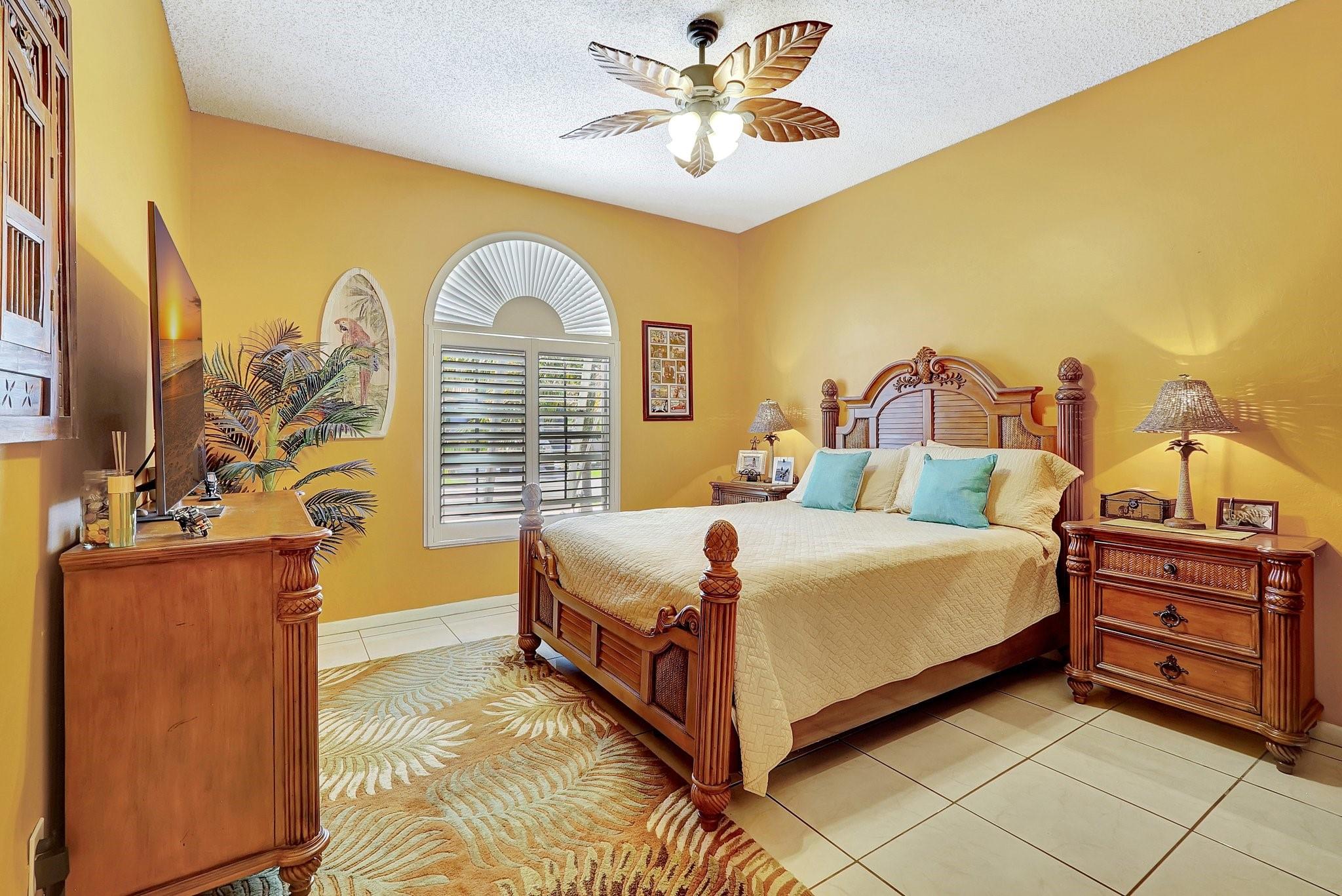 Hollywood Beach Park 12-6 - Residential