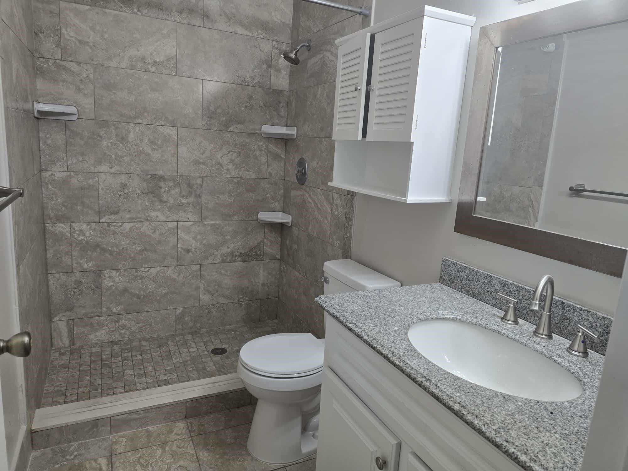 Grenadier Lakes At Welleb - Residential Lease